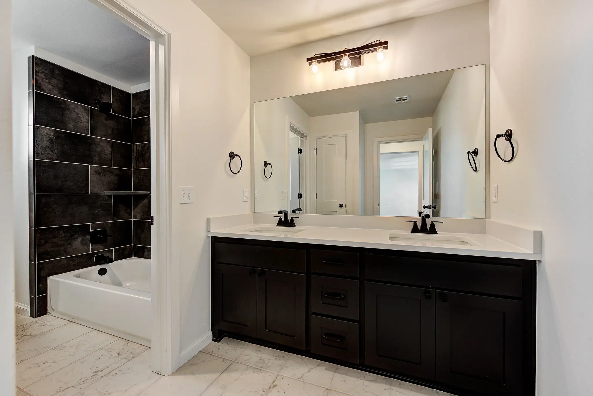 Rawley Point - Interior Photo 34