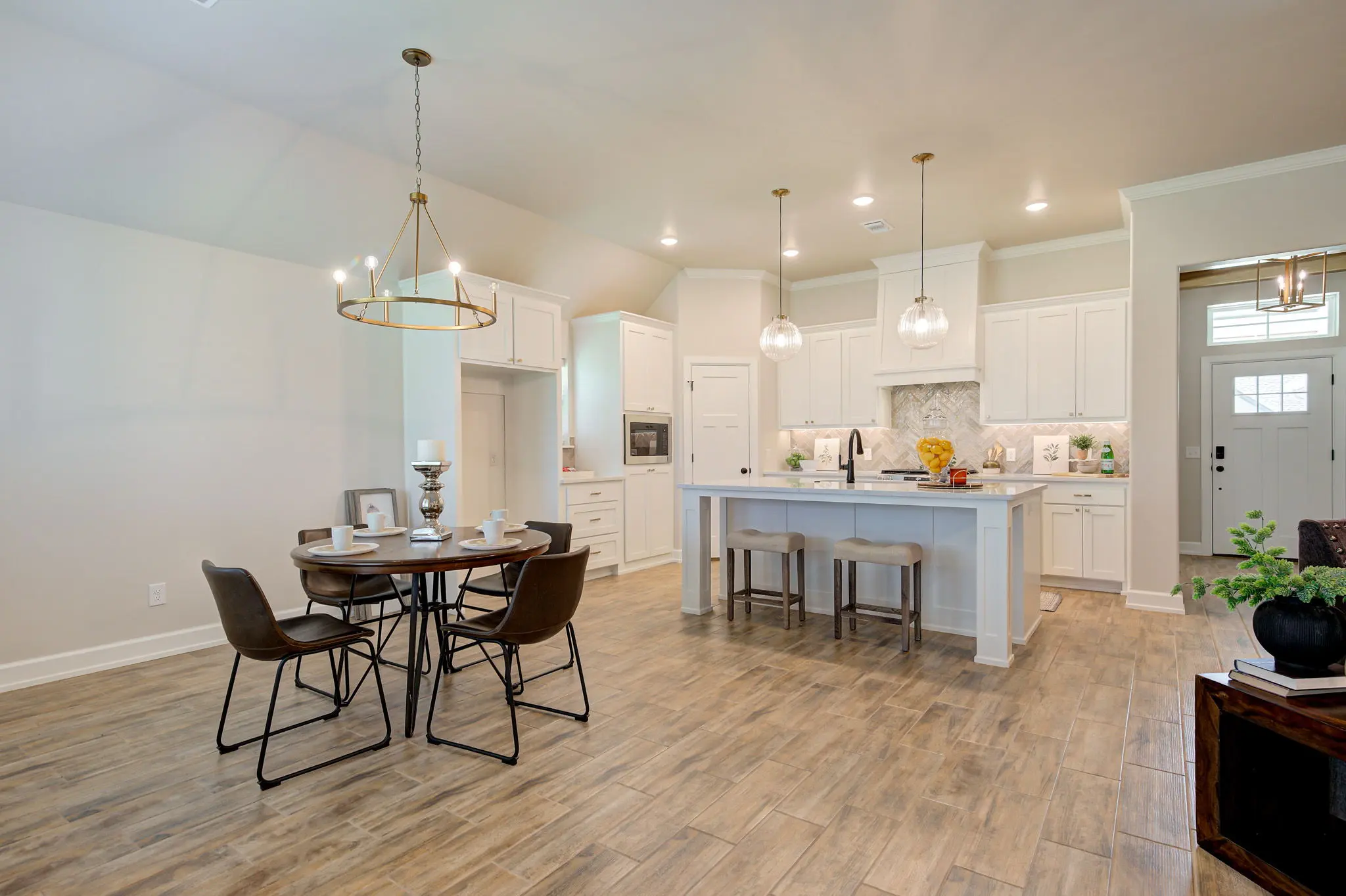 Bellevue I - Interior Photo 21