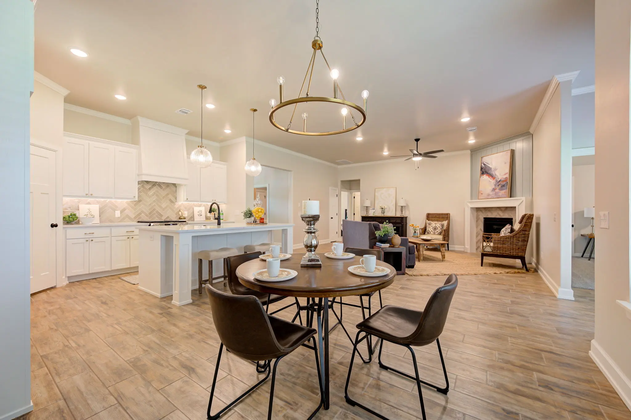 Bellevue I - Interior Photo 19
