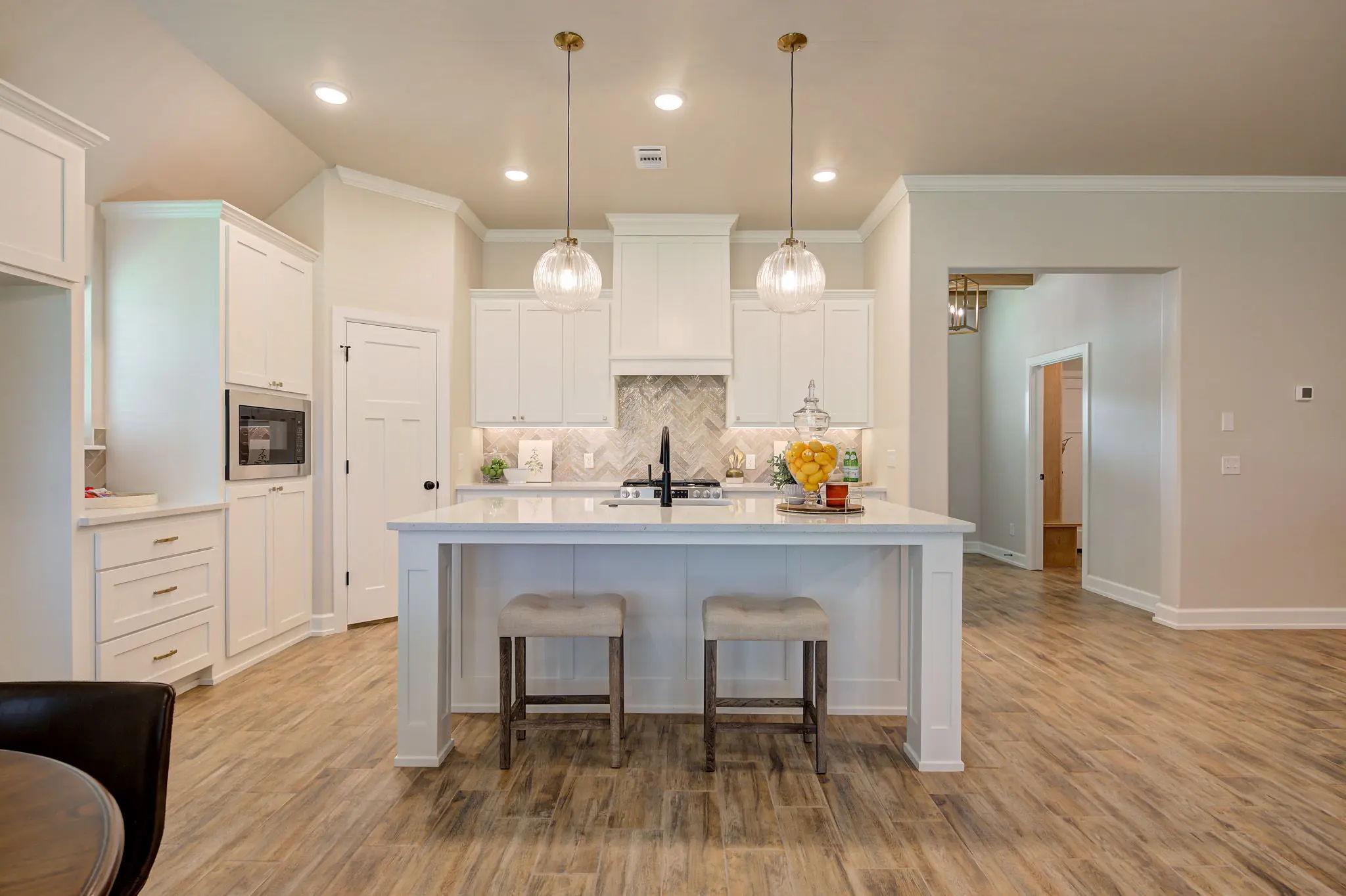 Bellevue I - Interior Photo 15