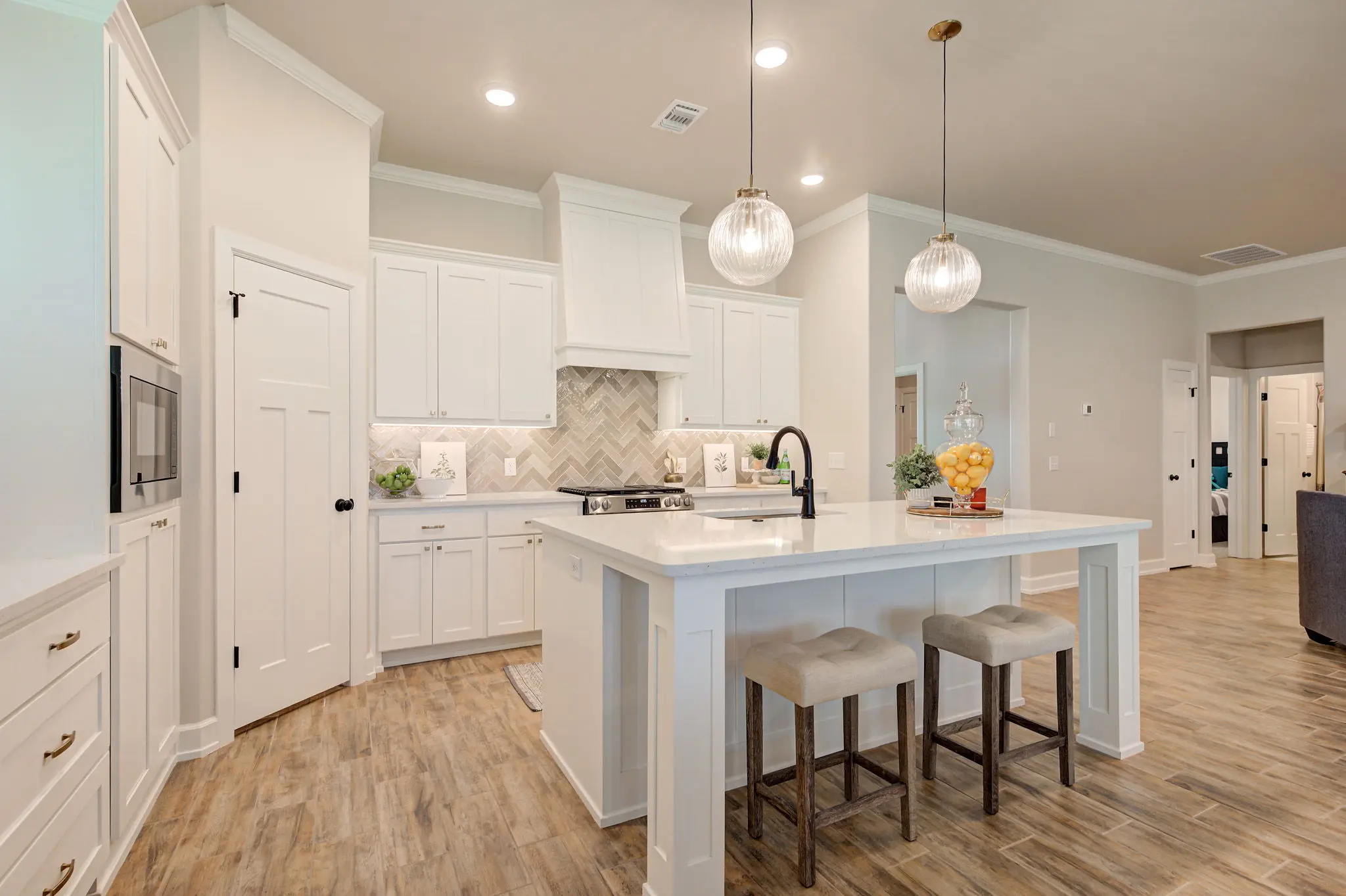 Bellevue I - Interior Photo 13