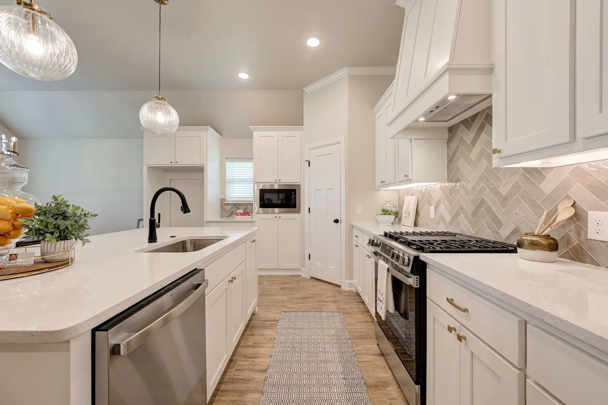 Bellevue I - Interior Photo 17