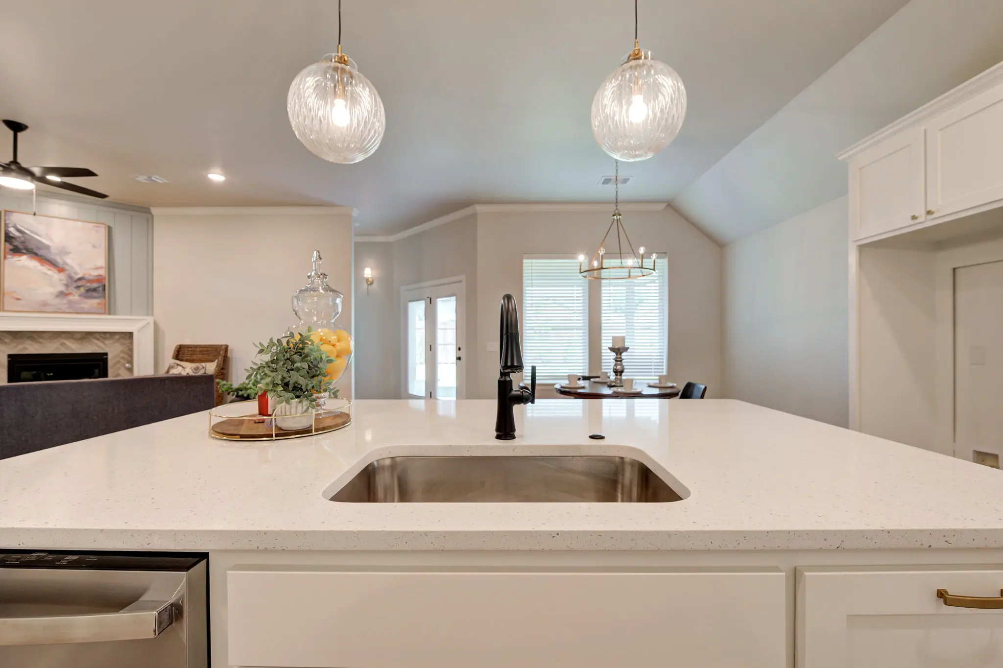 Bellevue I - Interior Photo 18