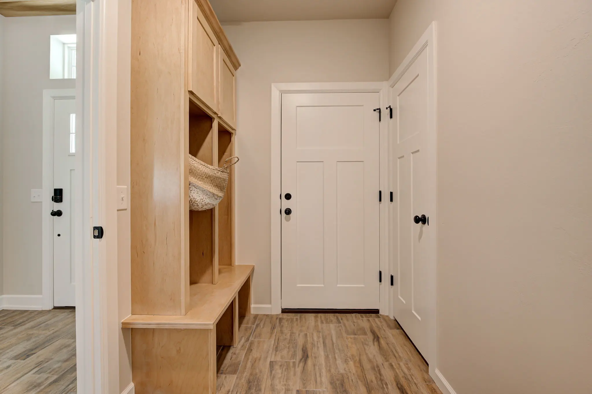 Bellevue I - Interior Photo 29