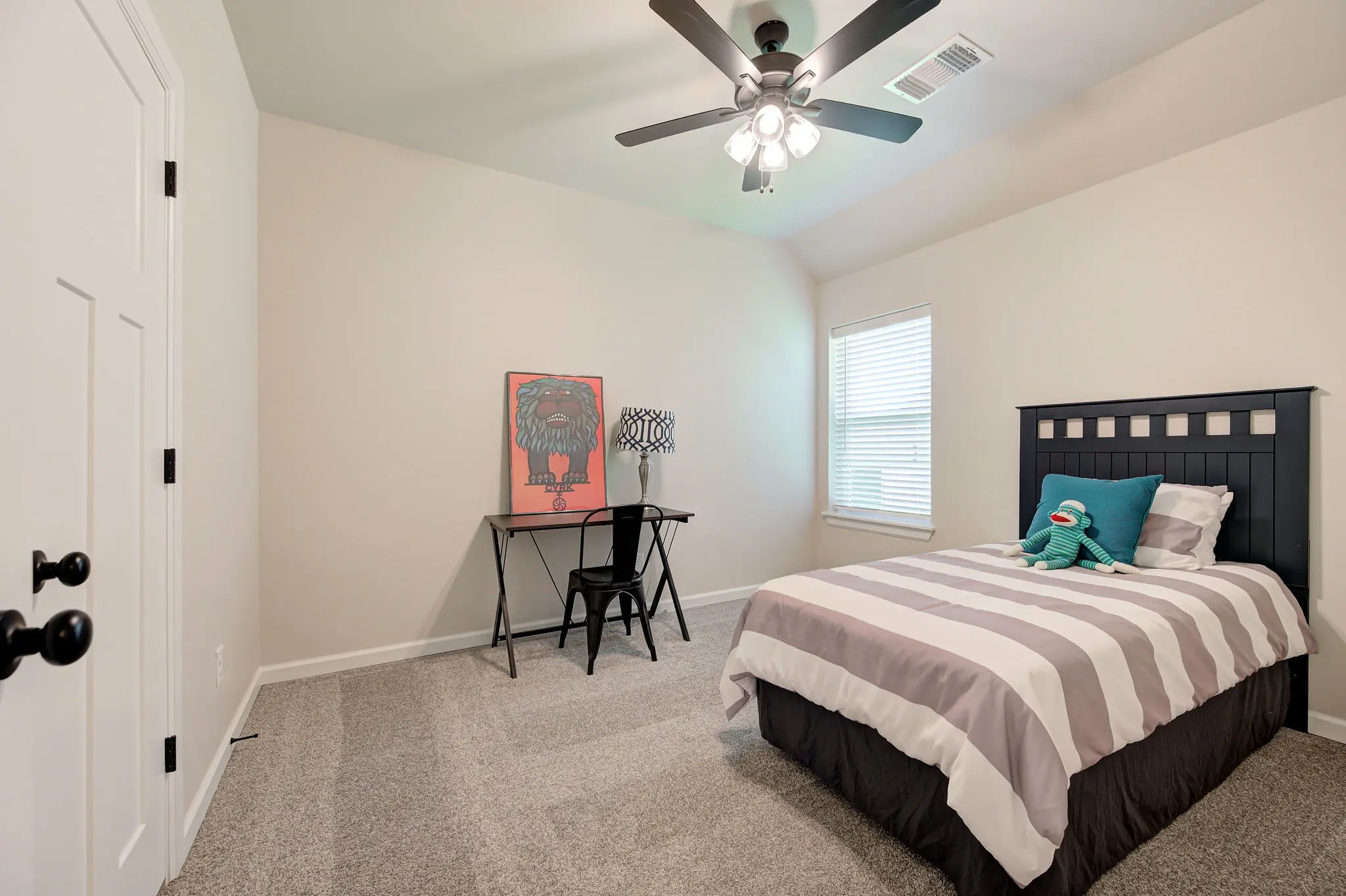 Bellevue I - Interior Photo 34