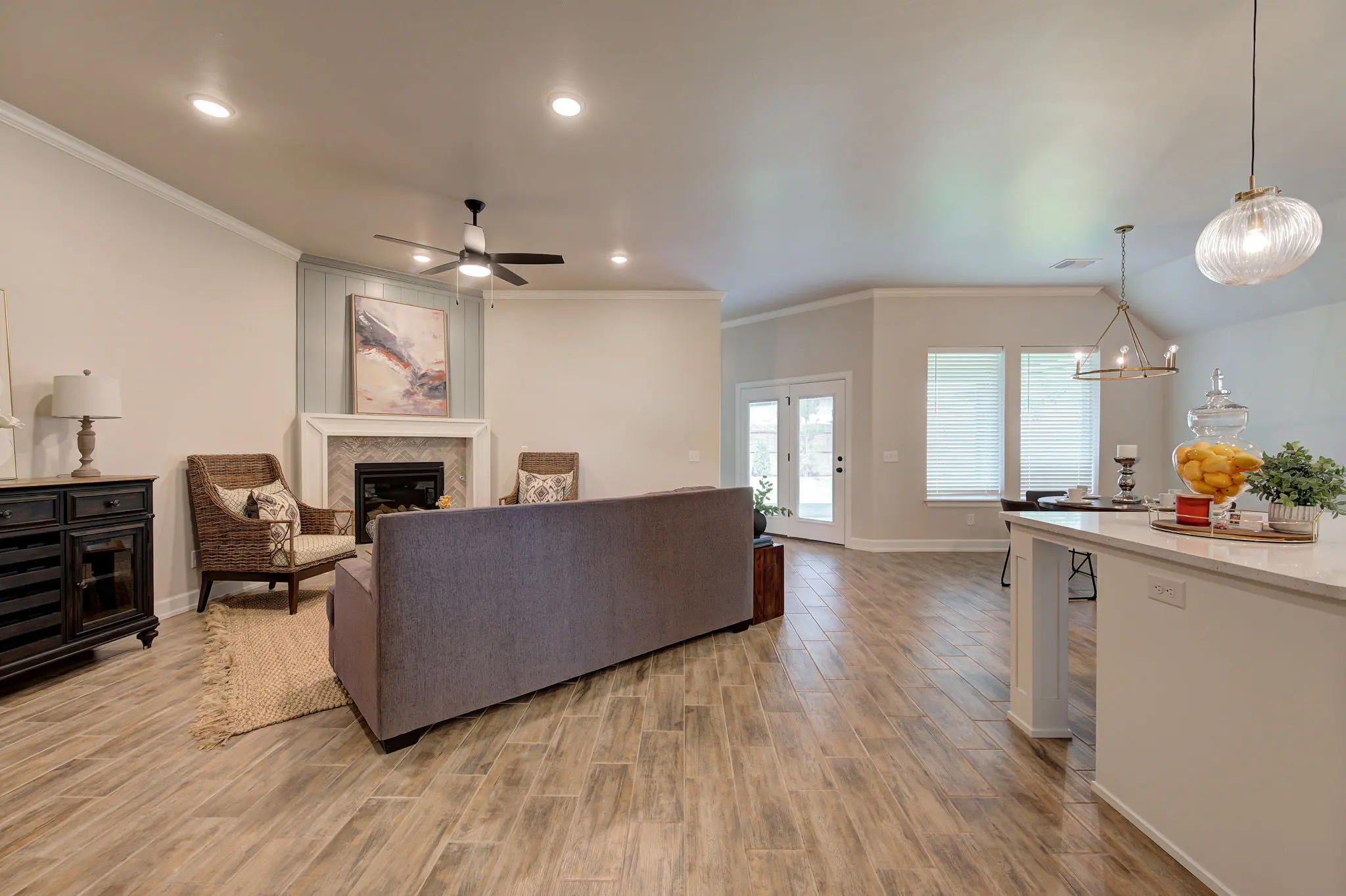 Bellevue I - Interior Photo 7