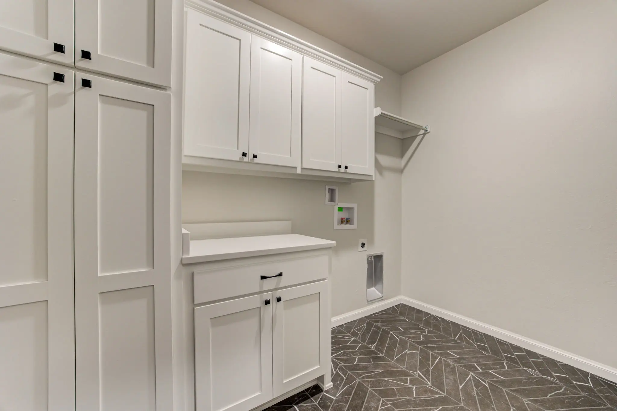 Hawkins Point - Interior Photo 22