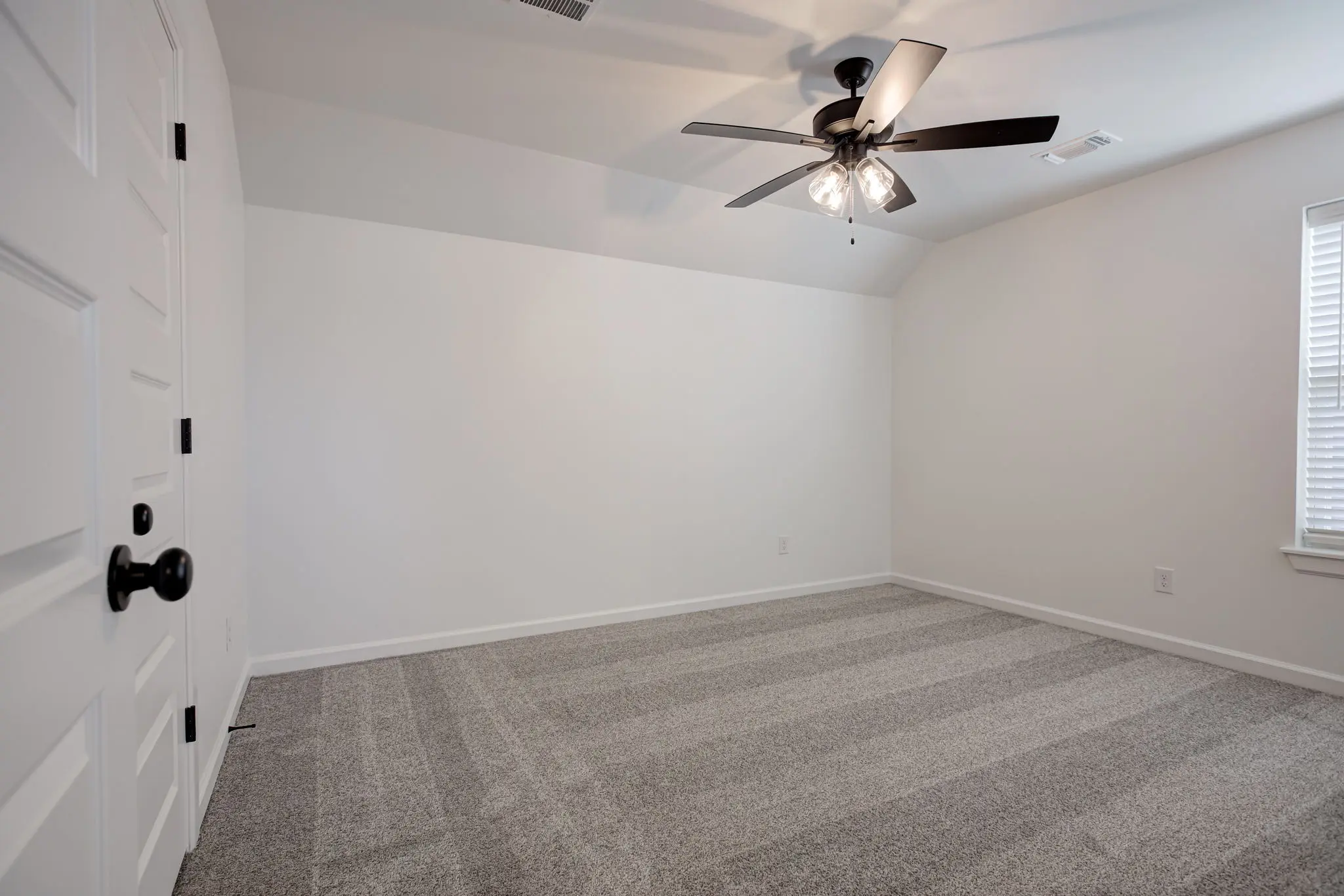 Example of Newport floor plan - Features and Finishes may vary based on product availability