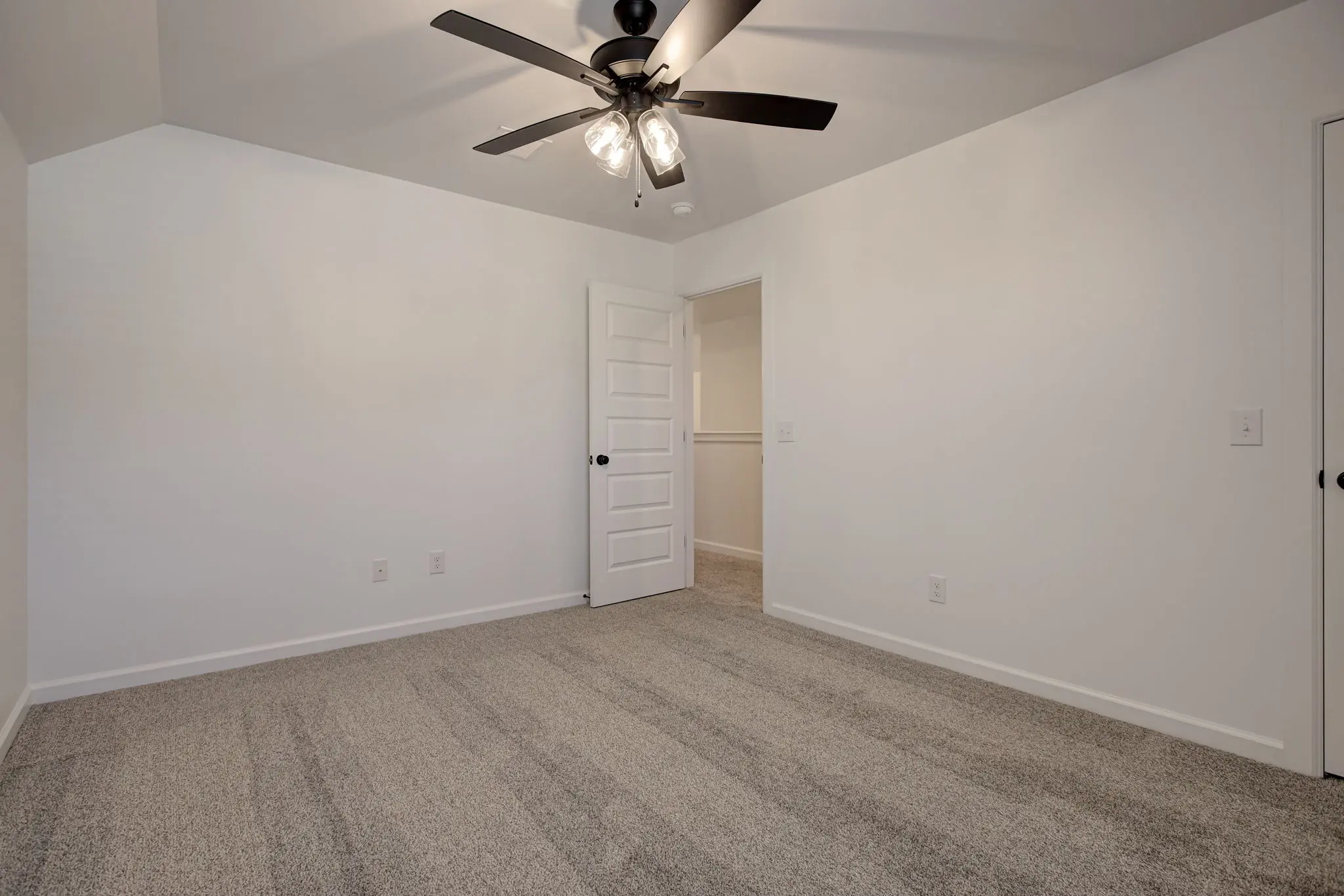 Example of Newport floor plan - Features and Finishes may vary based on product availability