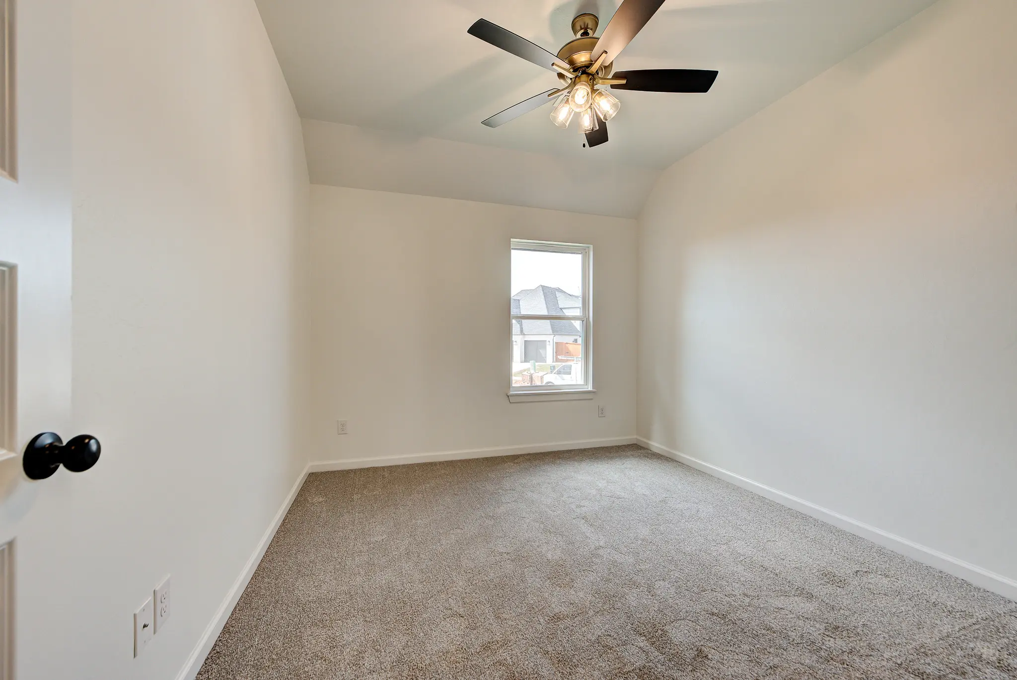 Fenwick - Interior Photo 27