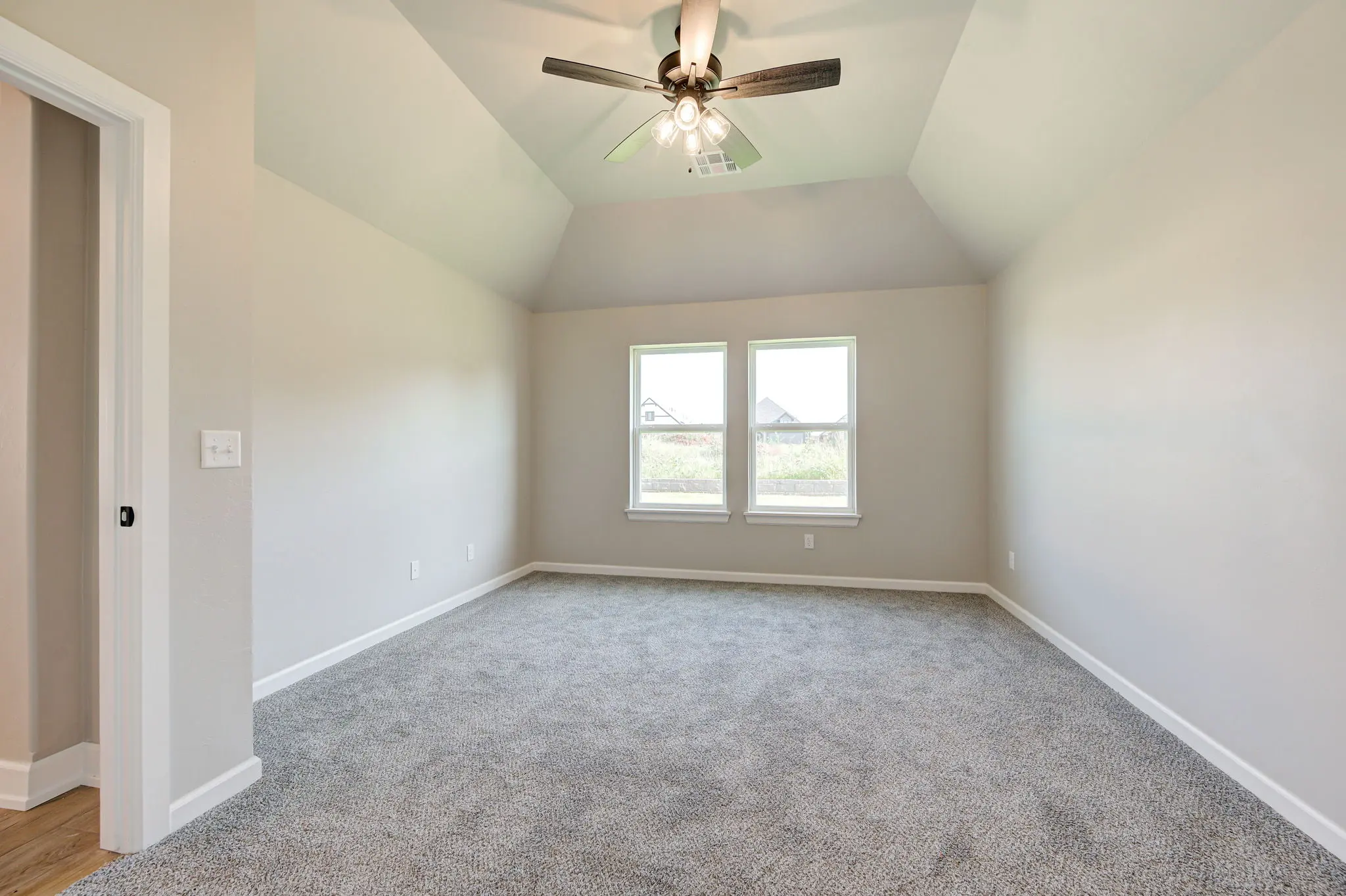 Concord I - Interior Photo 36