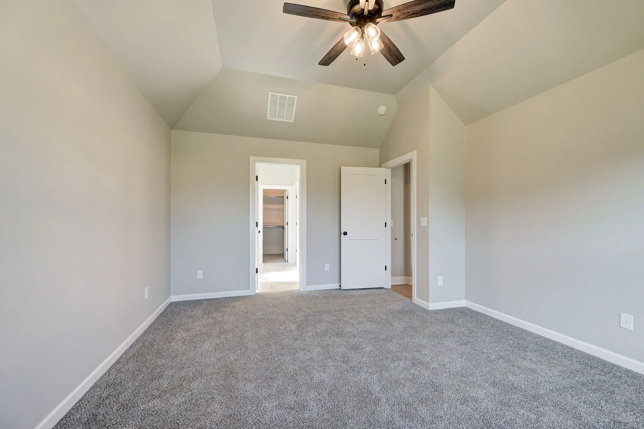 Concord I - Interior Photo 37