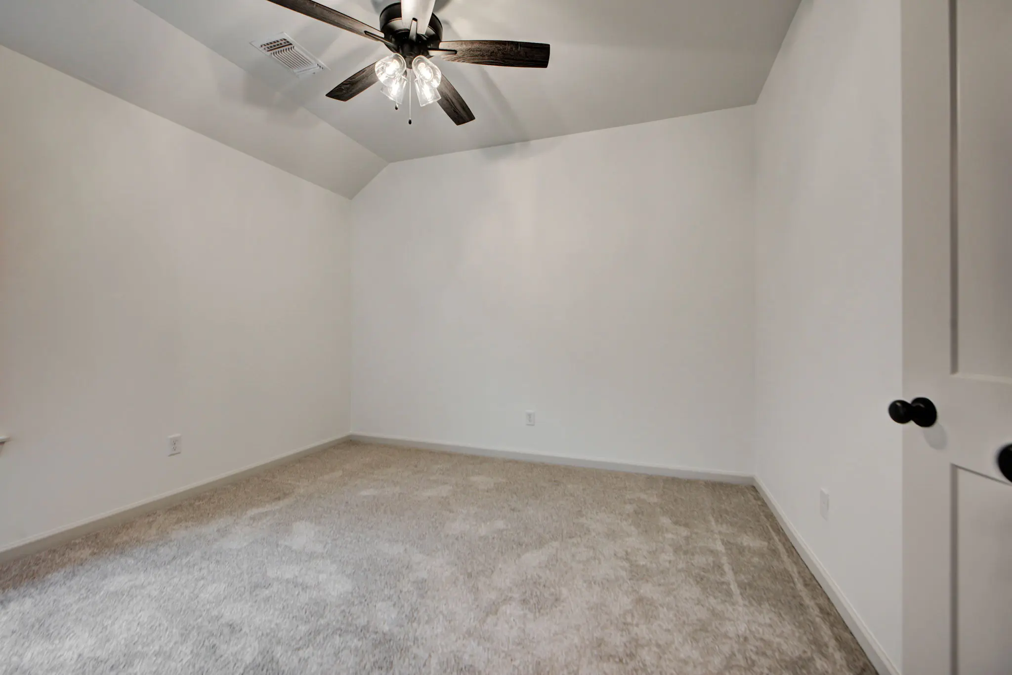 Example of staged Derby floor plan - Features and Finishes may vary based on product availability