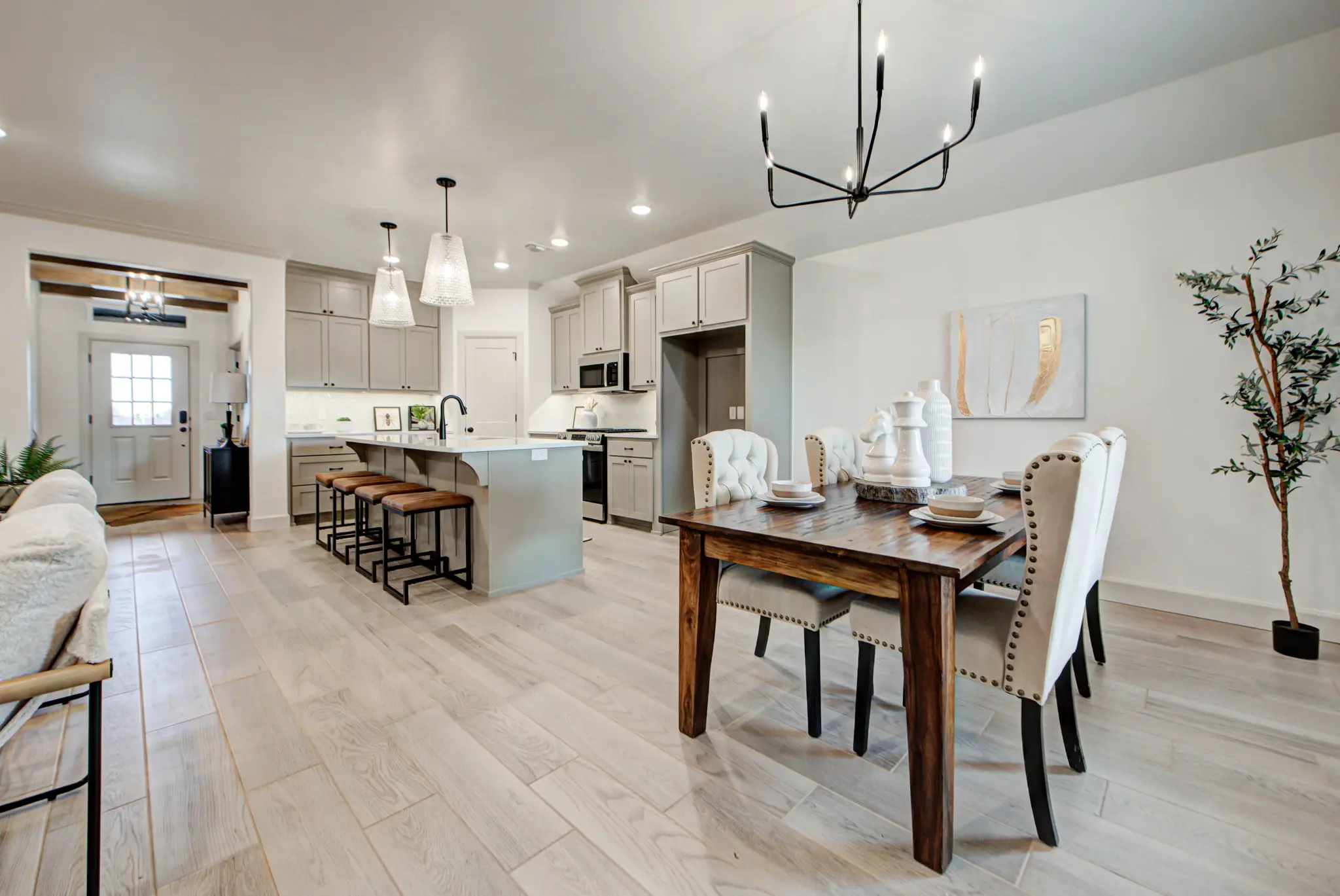 Example of staged Derby floor plan - Features and Finishes may vary based on product availability