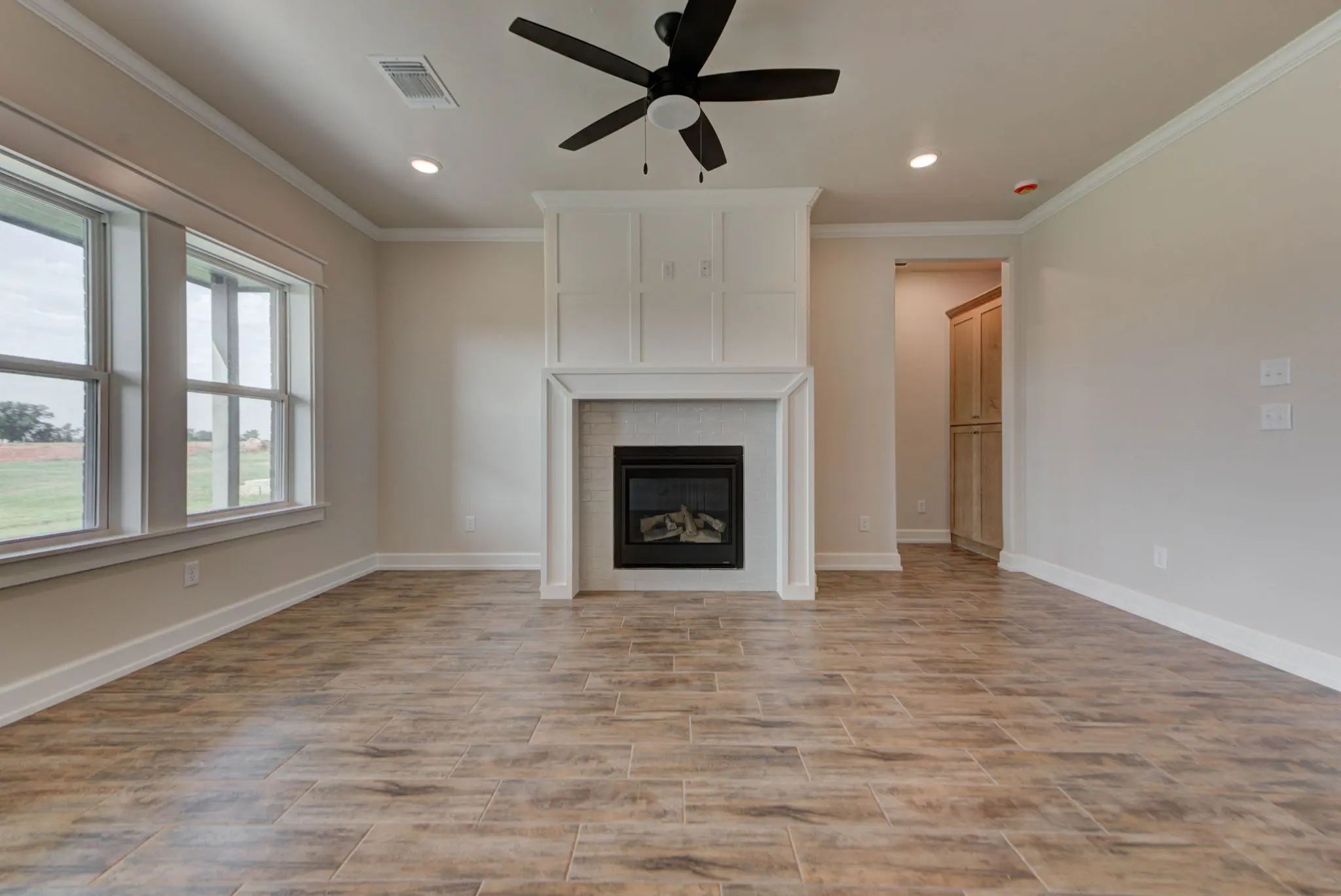 Plum Beach - Interior Photo 5