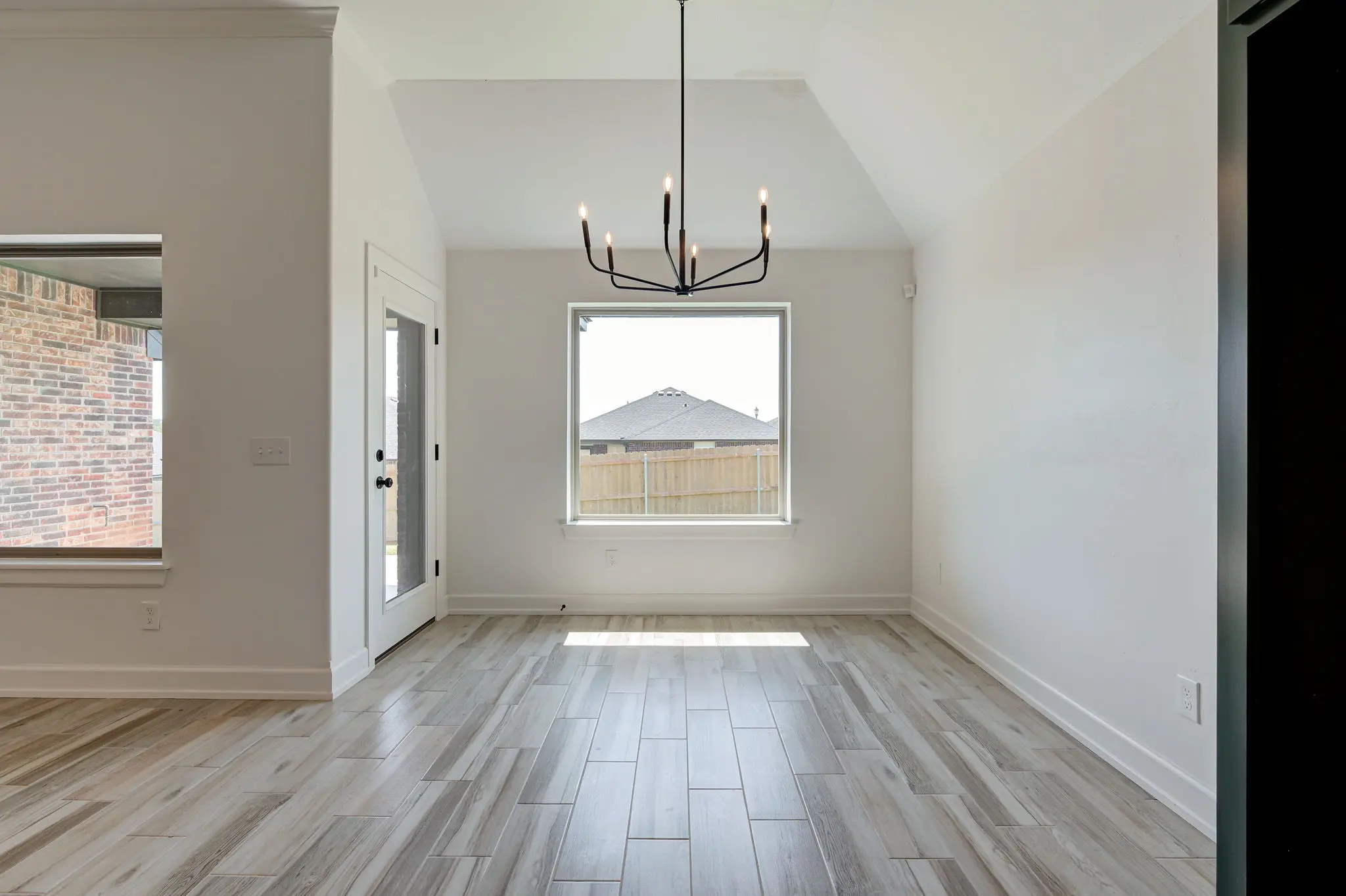 Example of Amelia Floor Plan - Features and Finishes may vary based on product availability