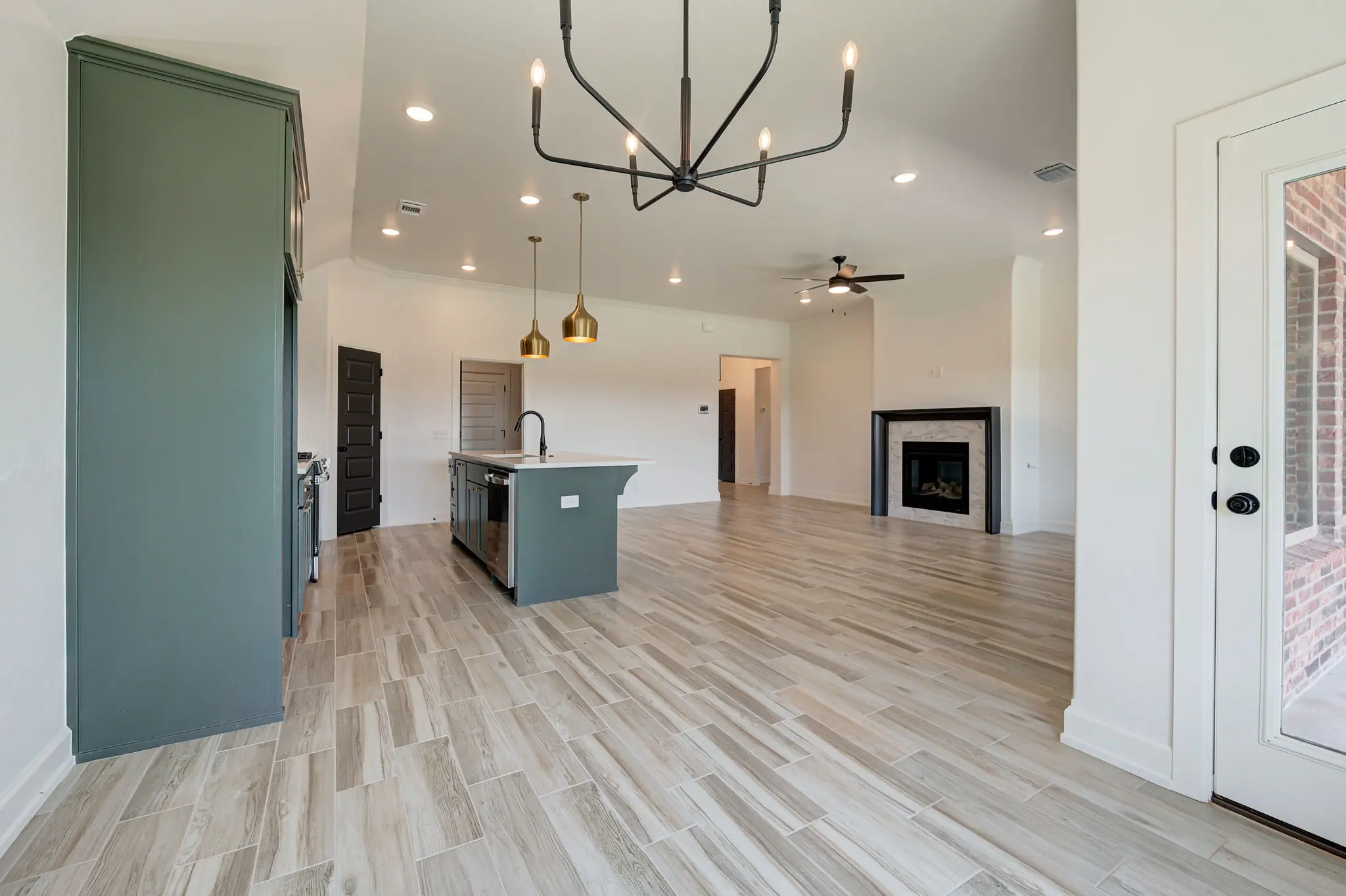 Example of Amelia Floor Plan - Features and Finishes may vary based on product availability