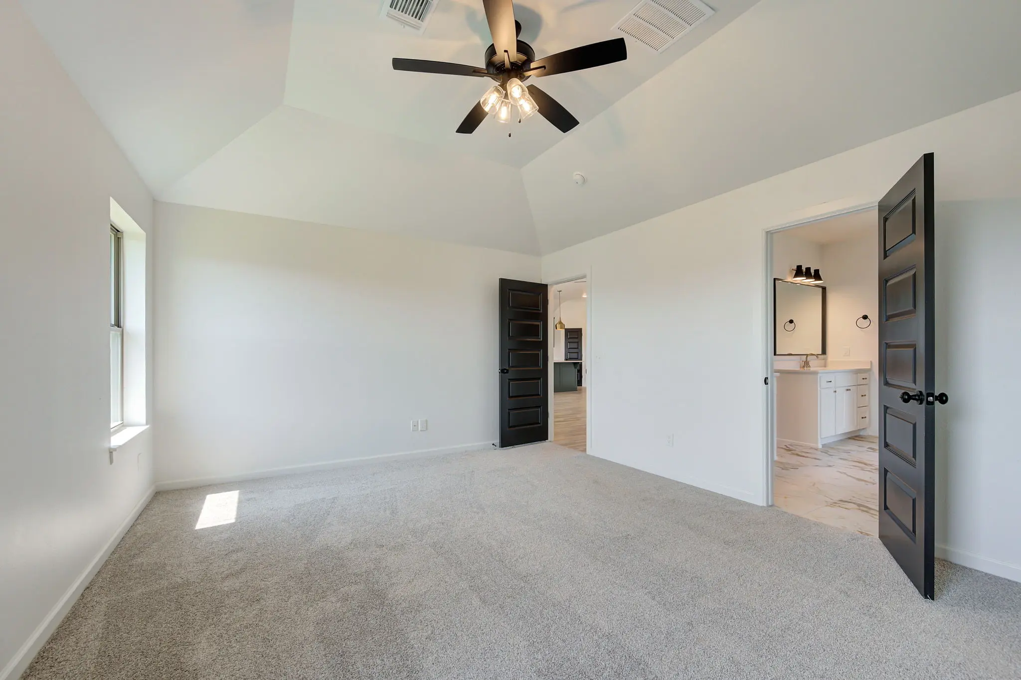 Example of Amelia Floor Plan - Features and Finishes may vary based on product availability