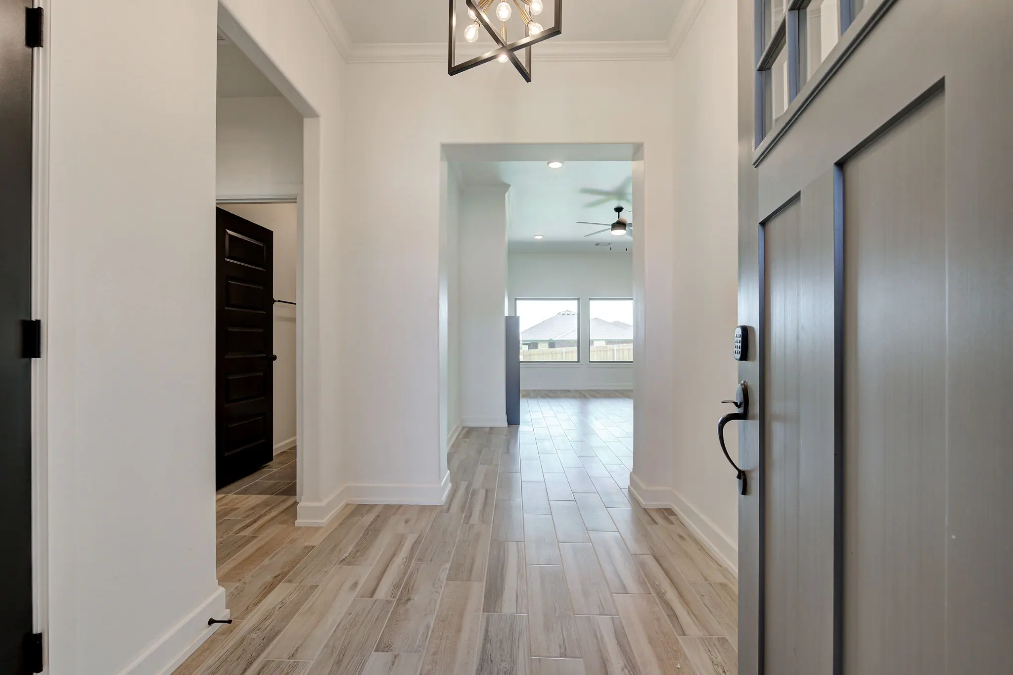 Example of Amelia Floor Plan - Features and Finishes may vary based on product availability