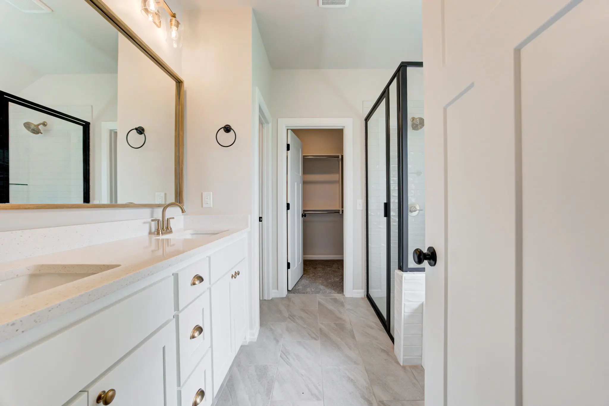 South Haven - Interior Photo 15