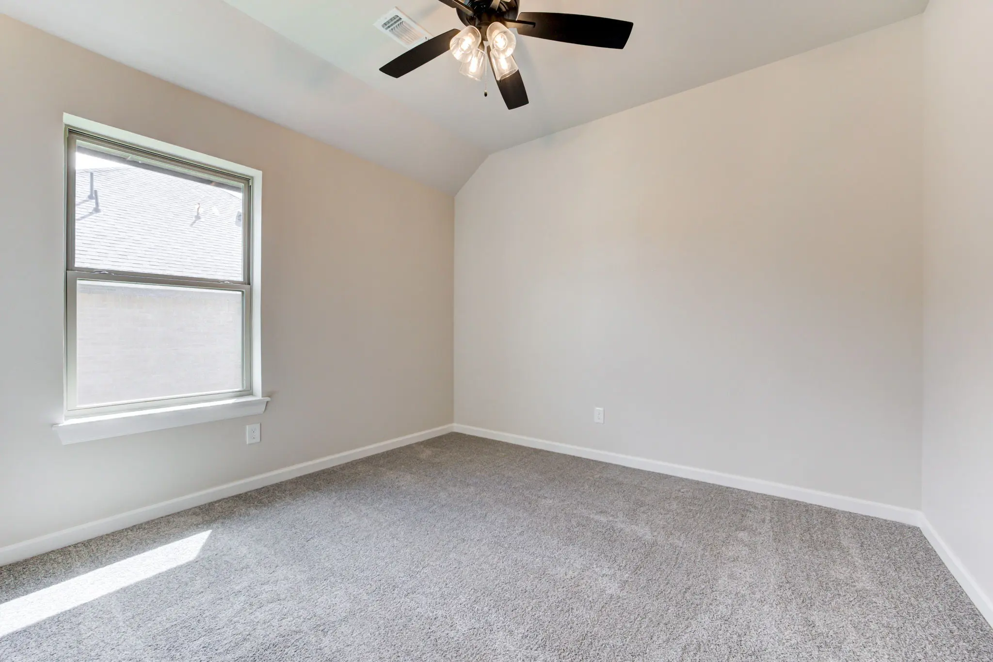 South Haven - Interior Photo 16