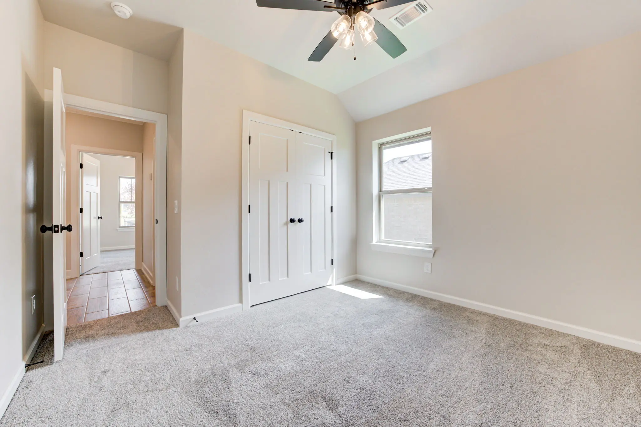 South Haven - Interior Photo 17