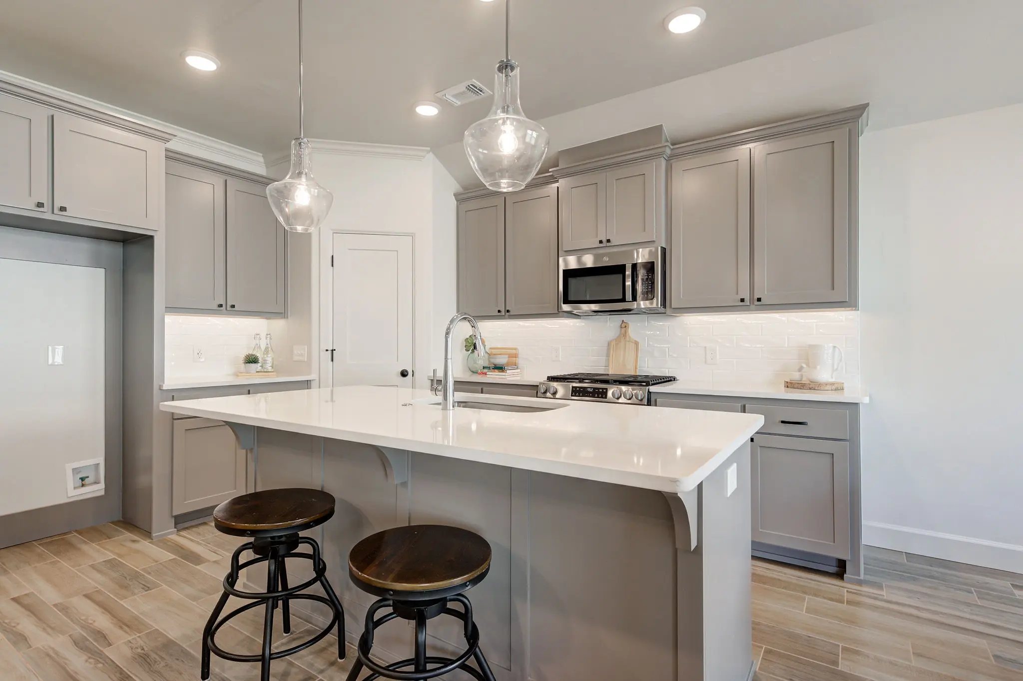Rockland - Interior Photo 17