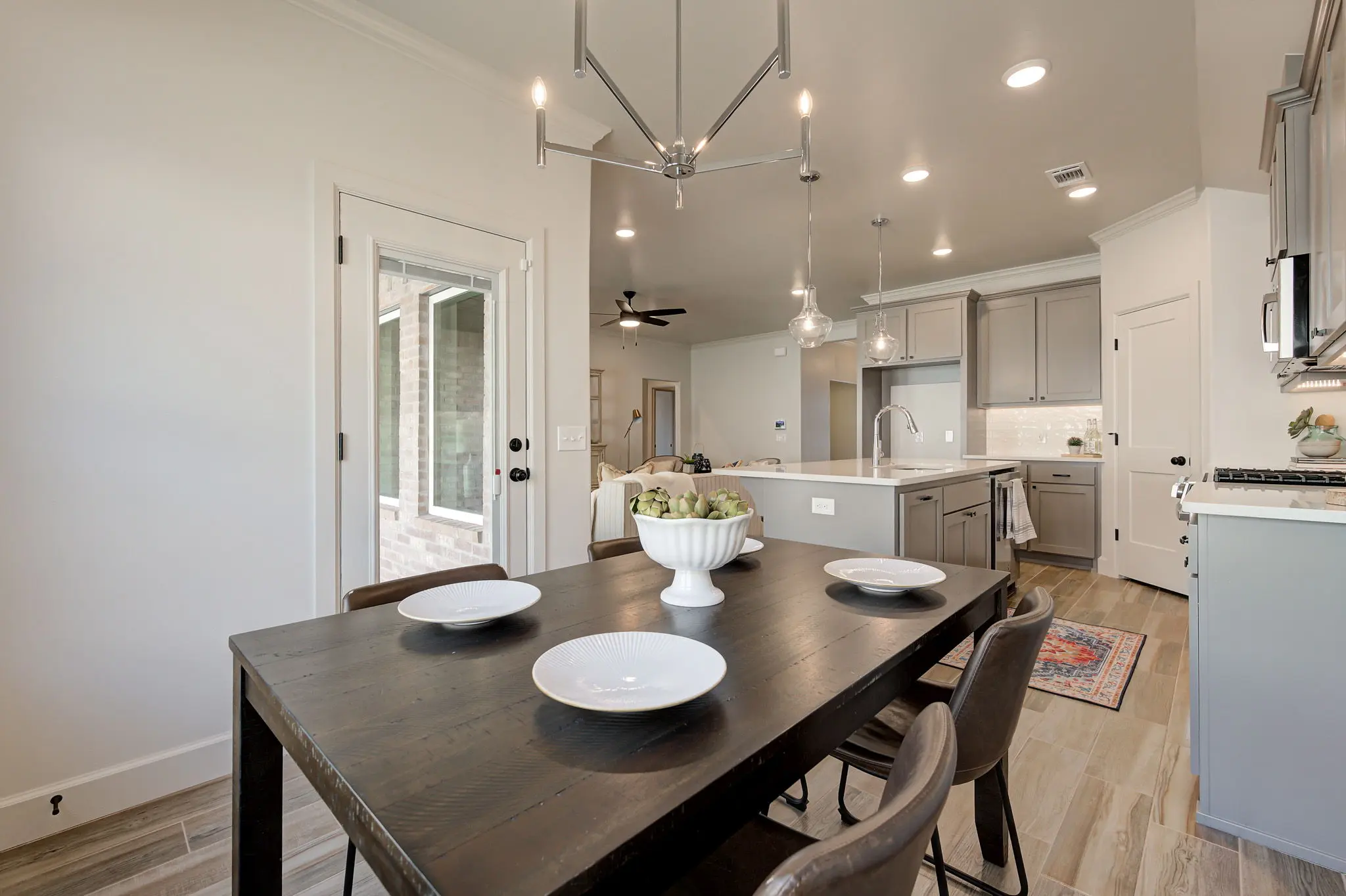 Rockland - Interior Photo 22