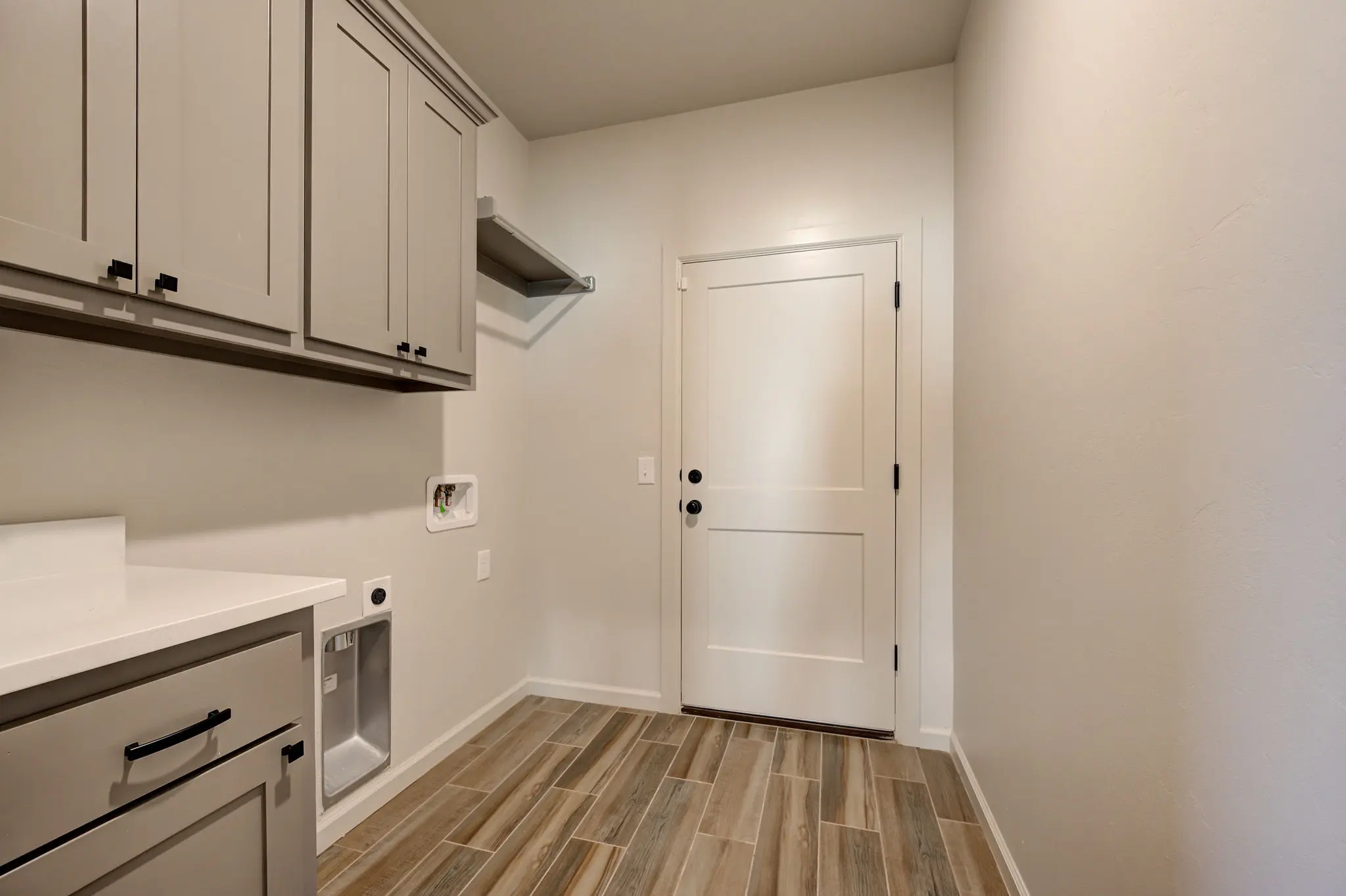 Rockland - Interior Photo 32