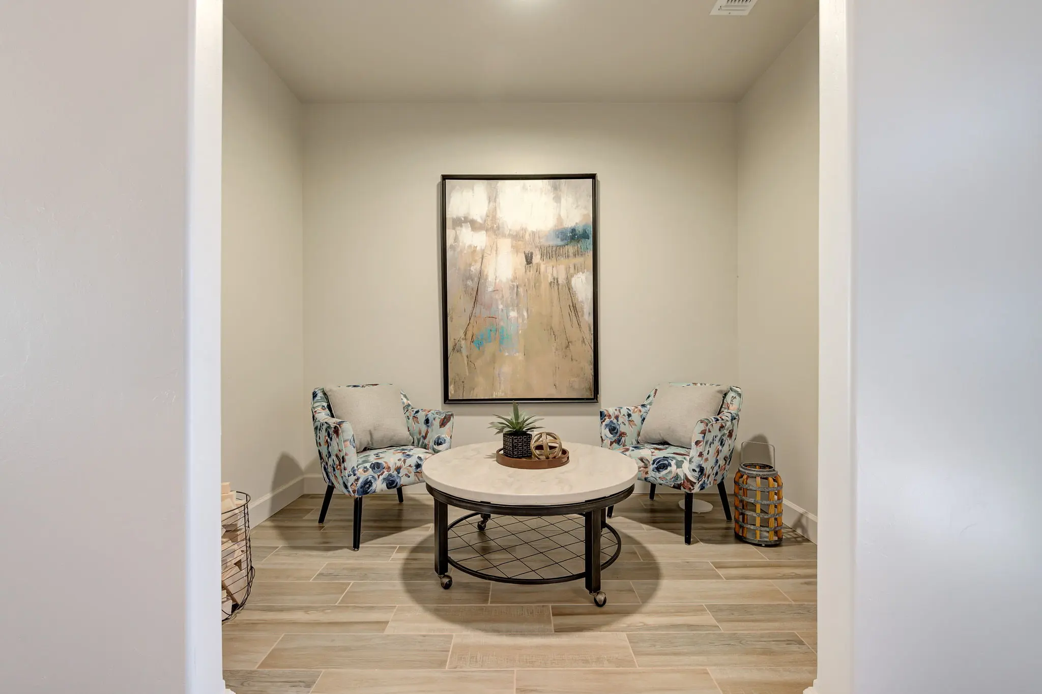 Rockland - Interior Photo 8