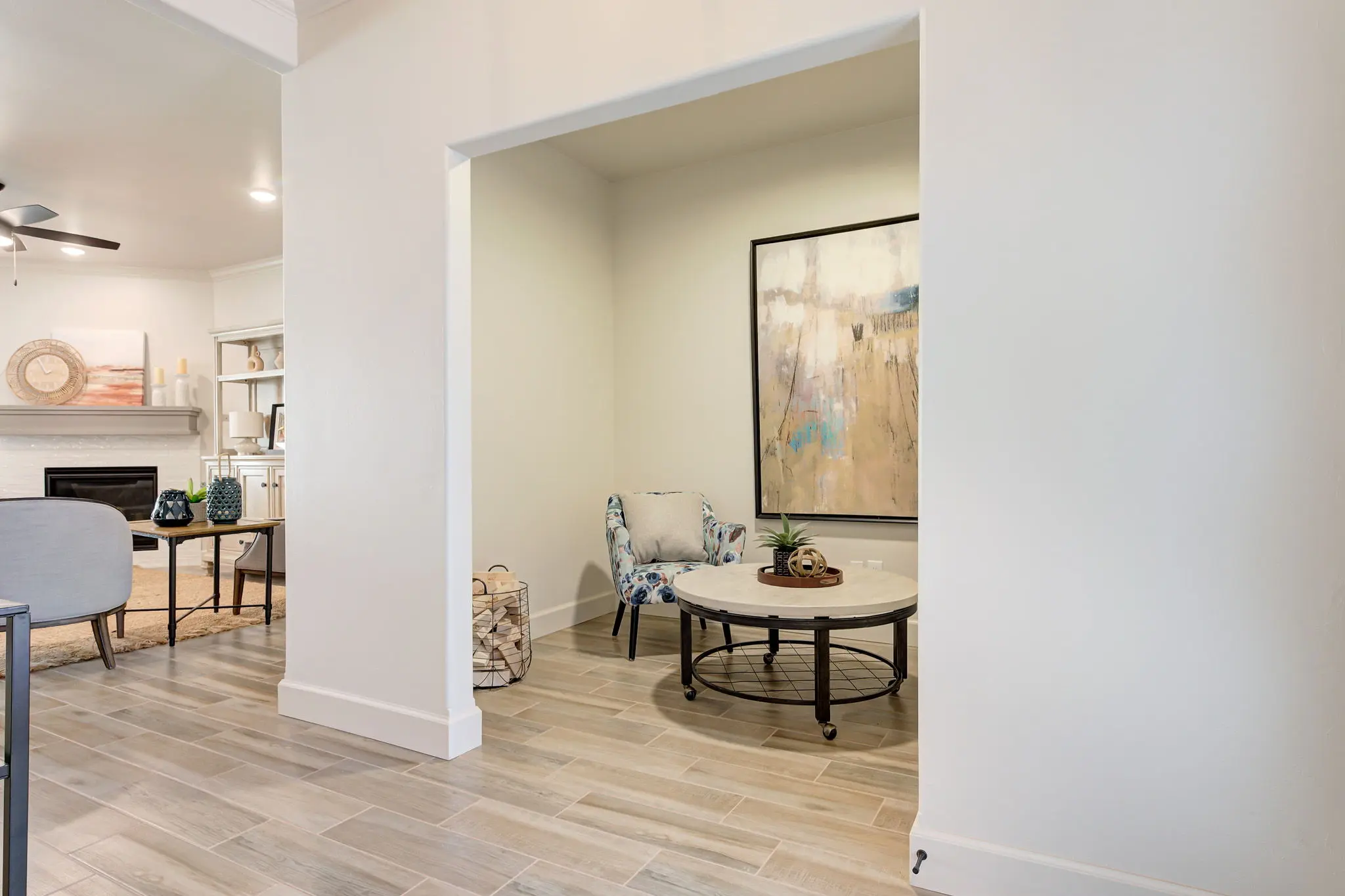 Rockland - Interior Photo 7