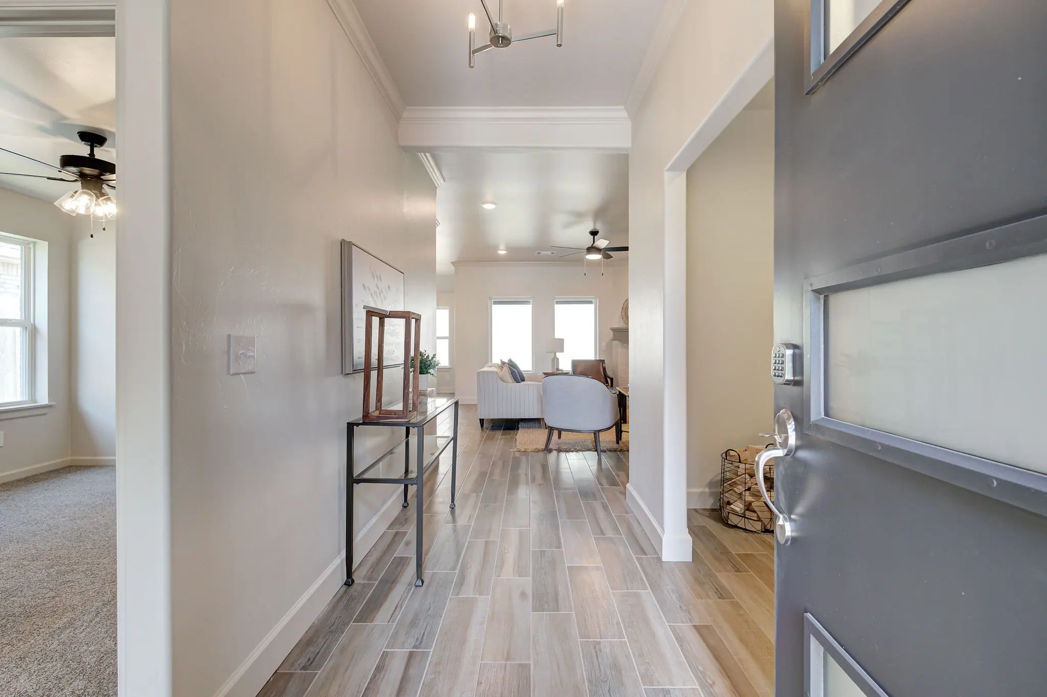 Rockland - Interior Photo 5