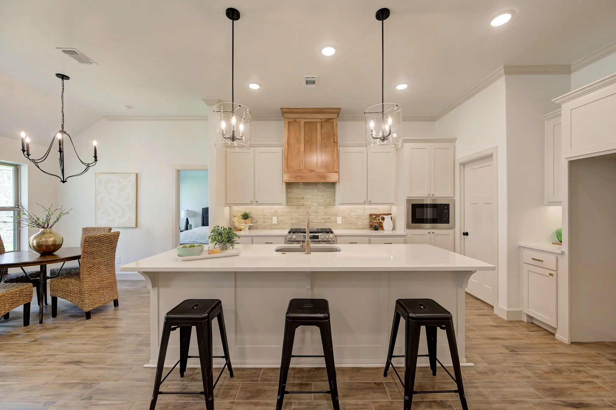 Example of Montauk floor plan - Features and Finishes may vary based on product availability