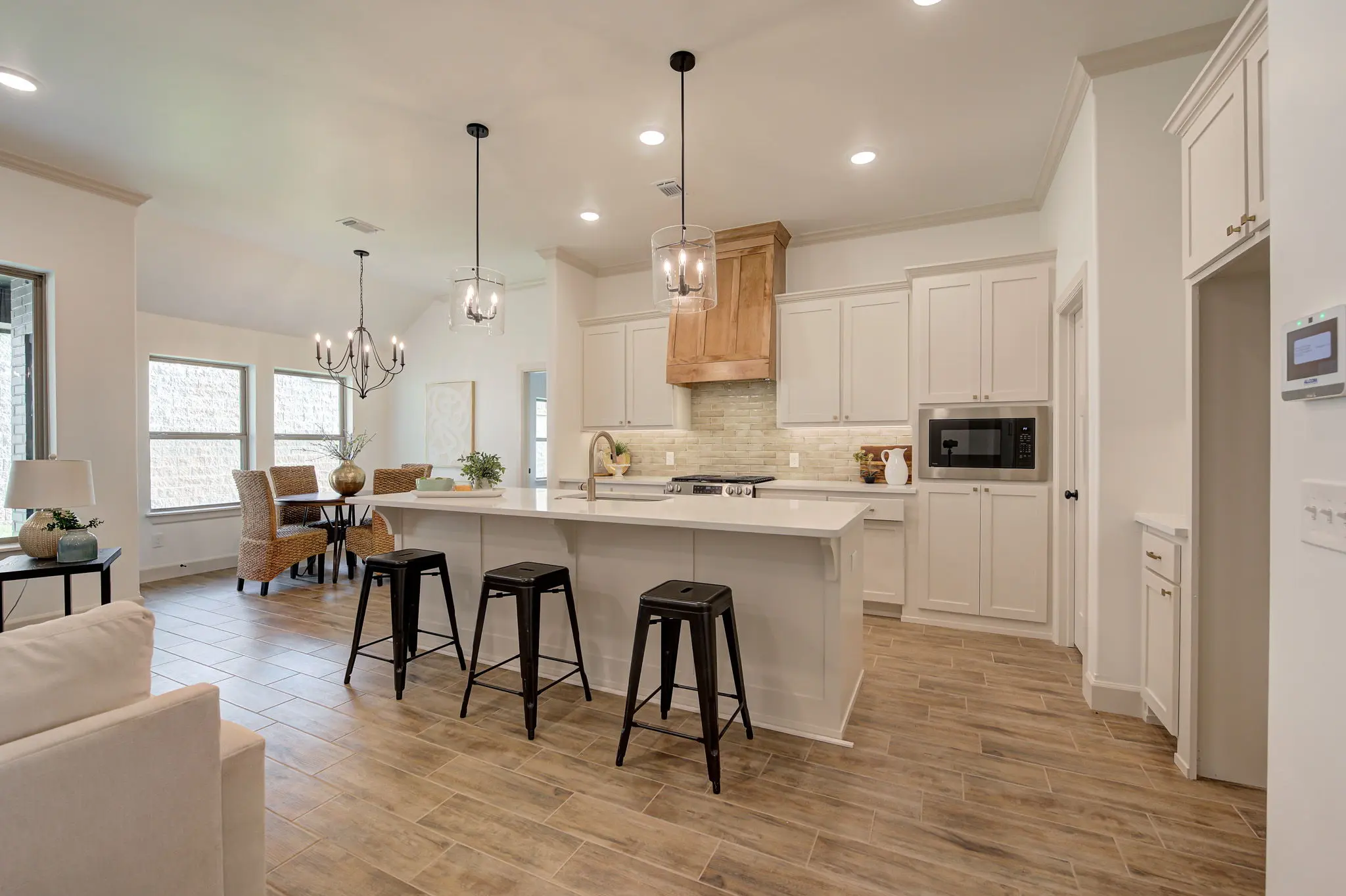 Example of Montauk floor plan - Features and Finishes may vary based on product availability