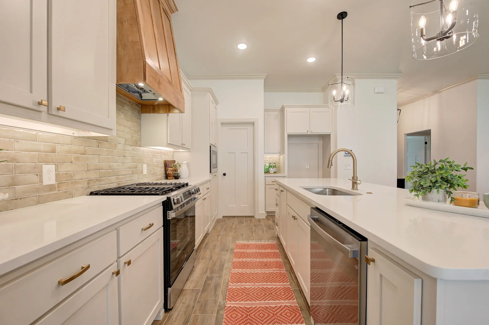 Example of Montauk floor plan - Features and Finishes may vary based on product availability