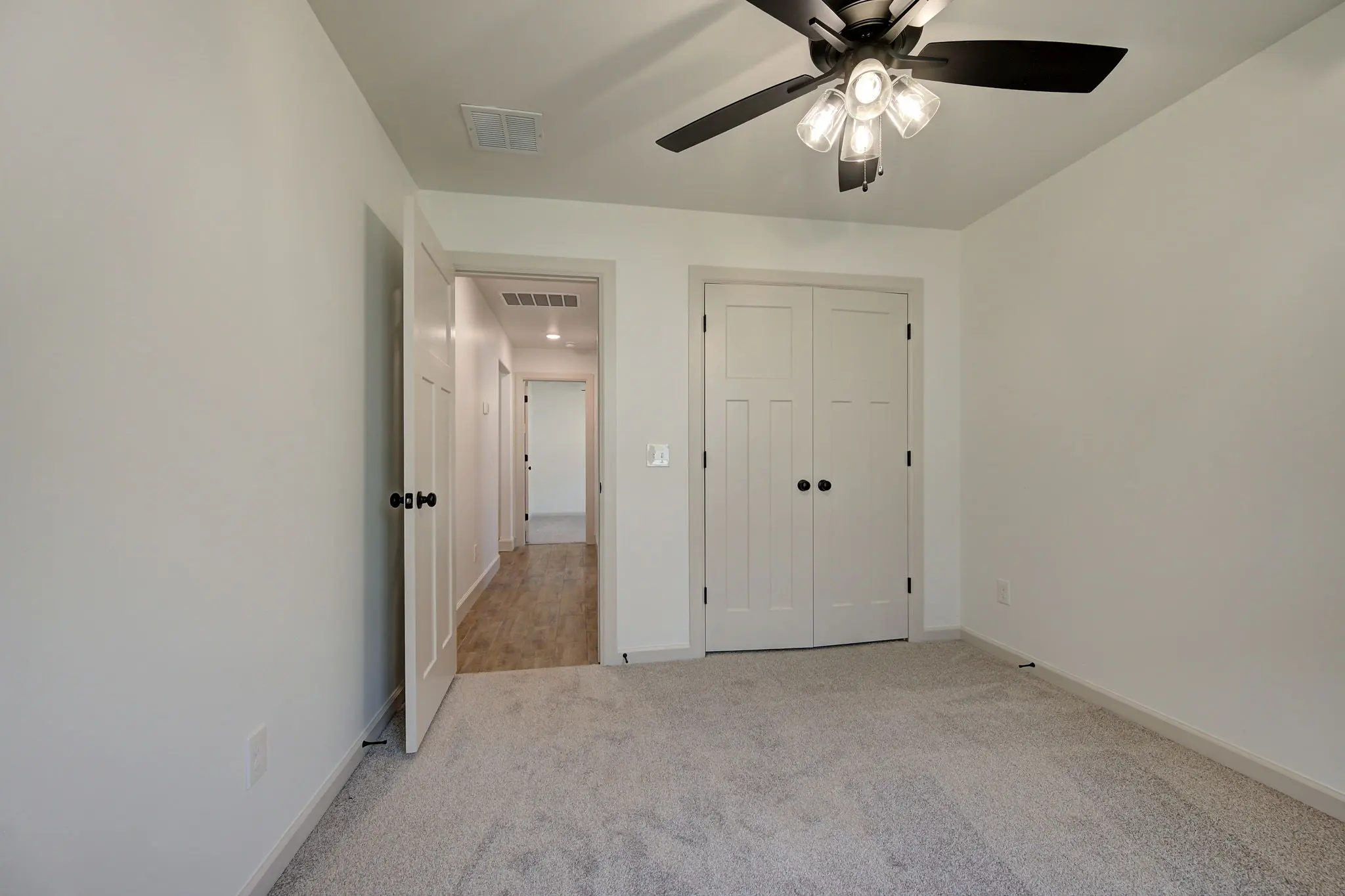 Example of Montauk floor plan - Features and Finishes may vary based on product availability