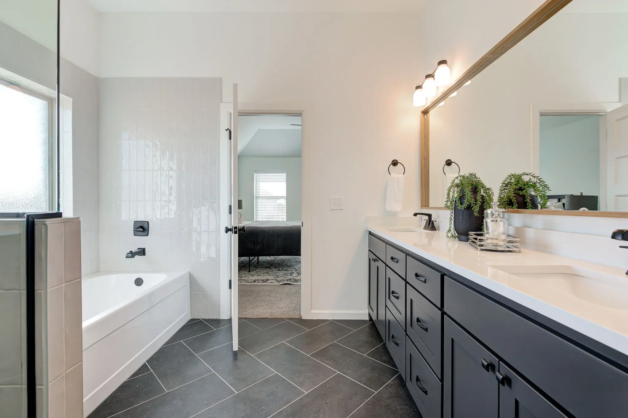 Example of Finns Point Estate floor plan - Features and Finishes may vary based on product availability