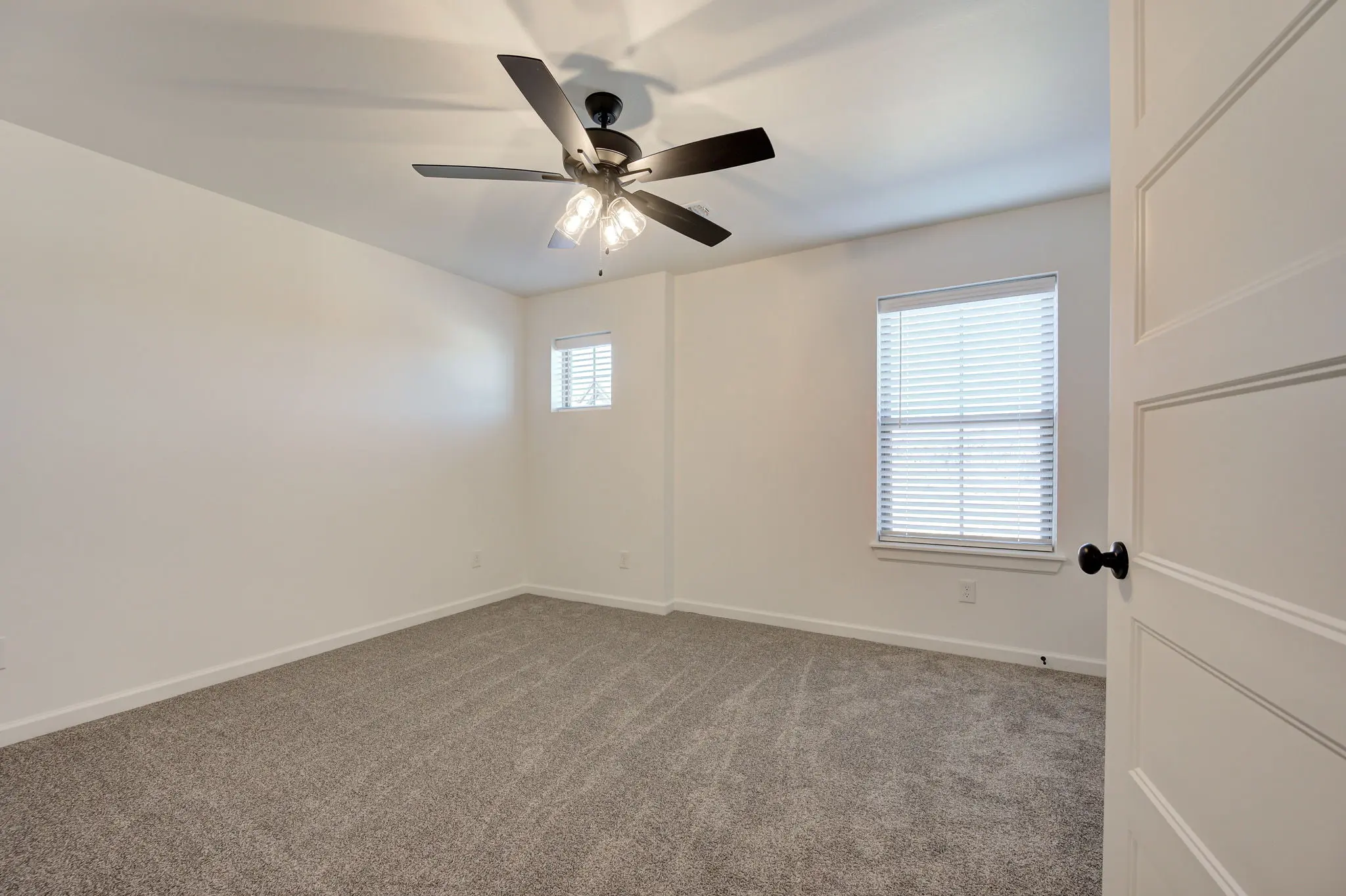 Example of Finns Point Estate floor plan - Features and Finishes may vary based on product availability