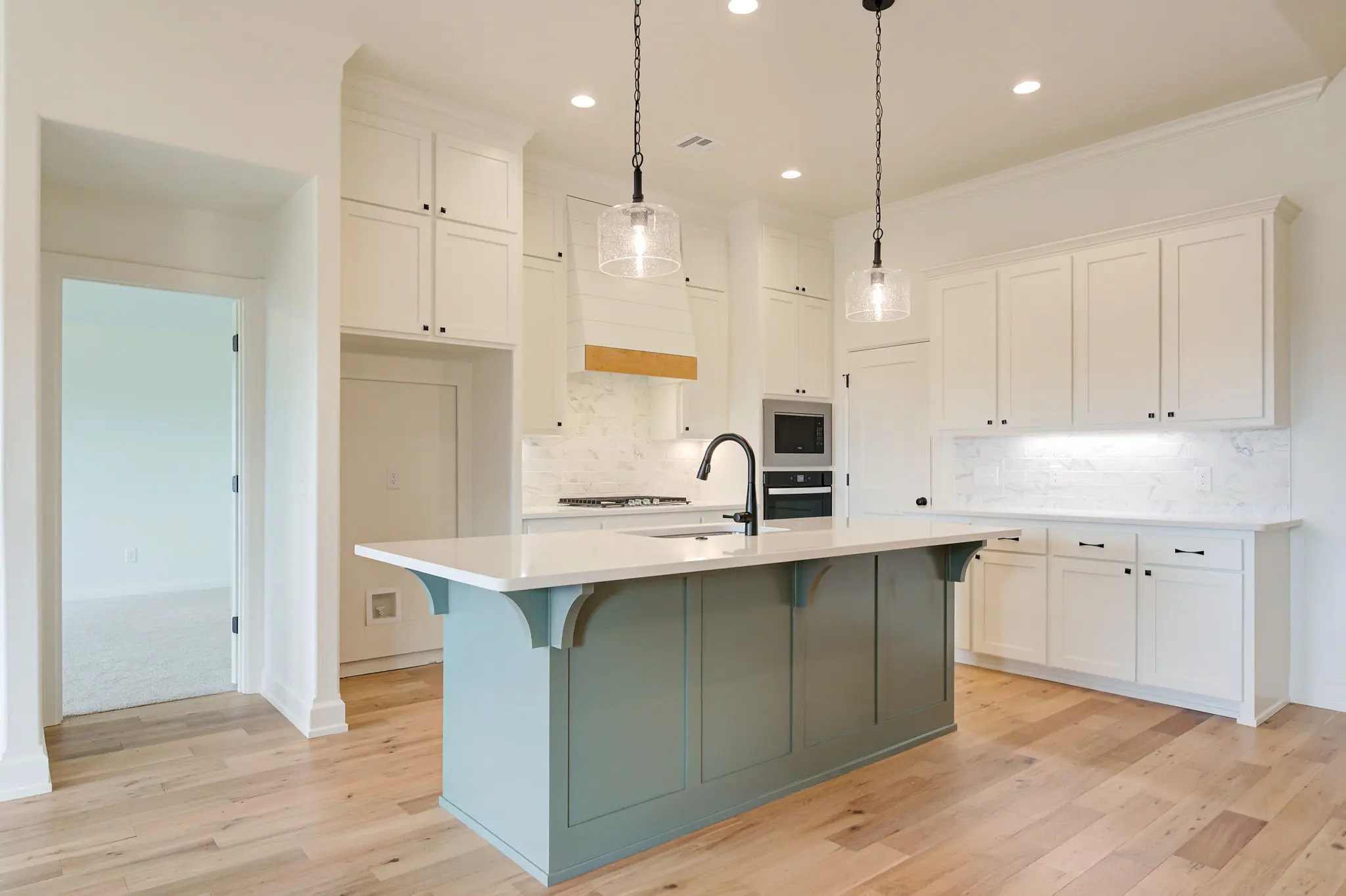 Hawkins Point - Interior Photo 8