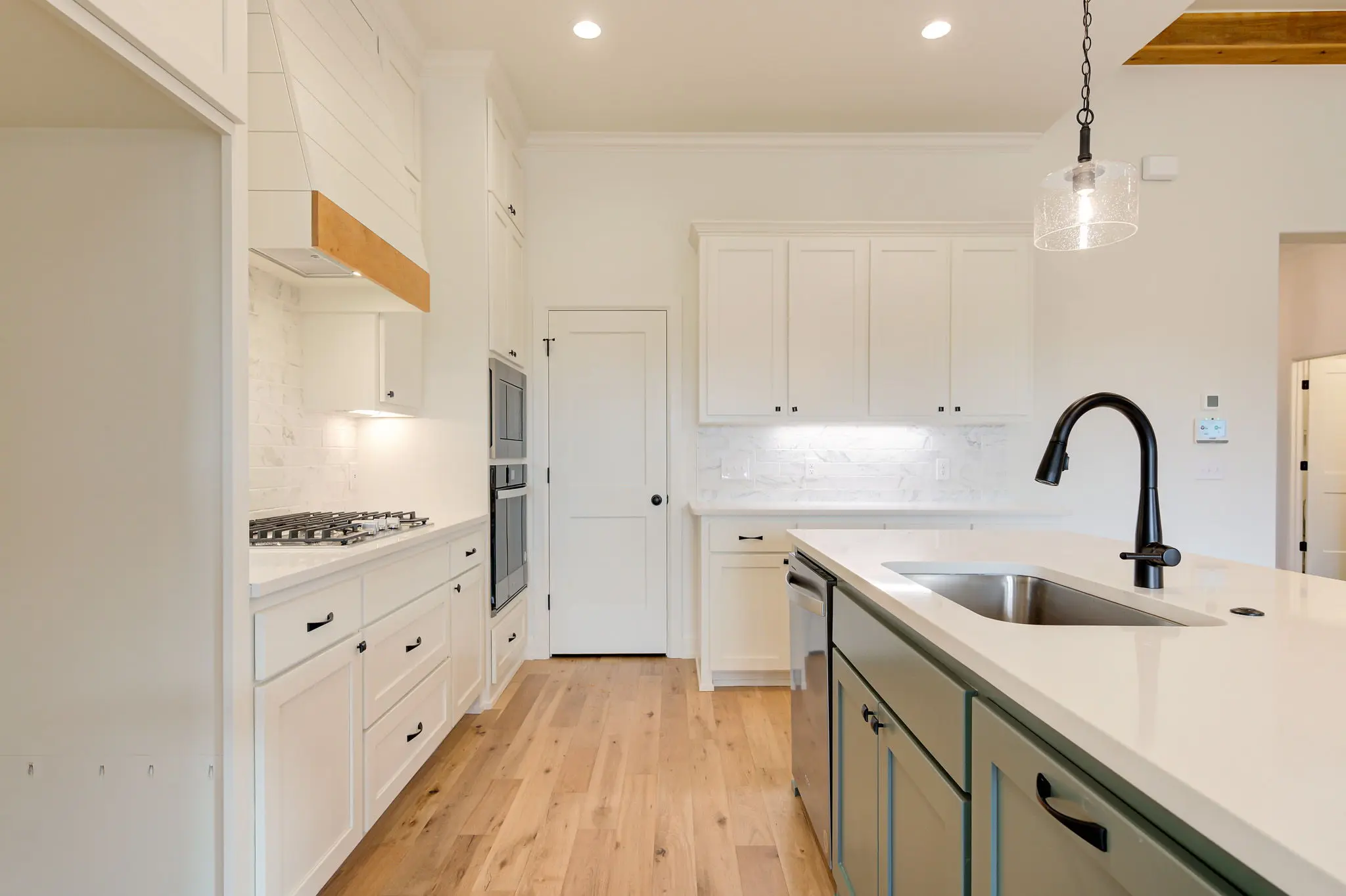 Hawkins Point - Interior Photo 9