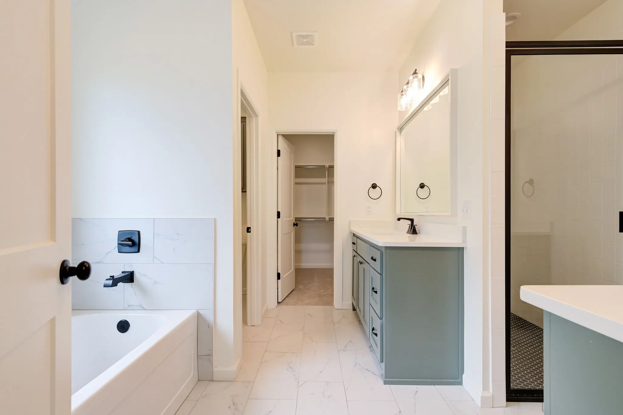 Hawkins Point - Interior Photo 16