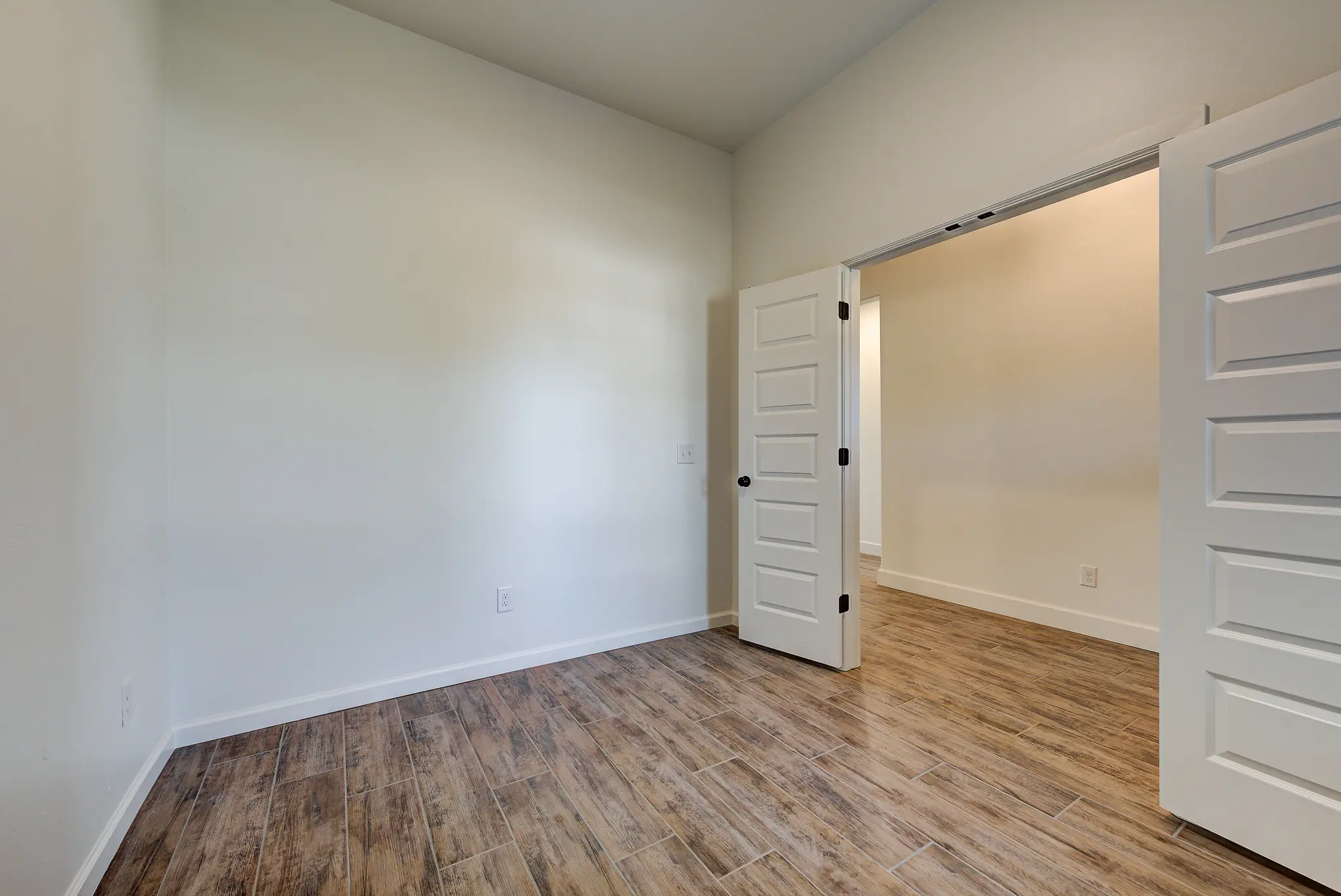 Fenwick - Interior Photo 6