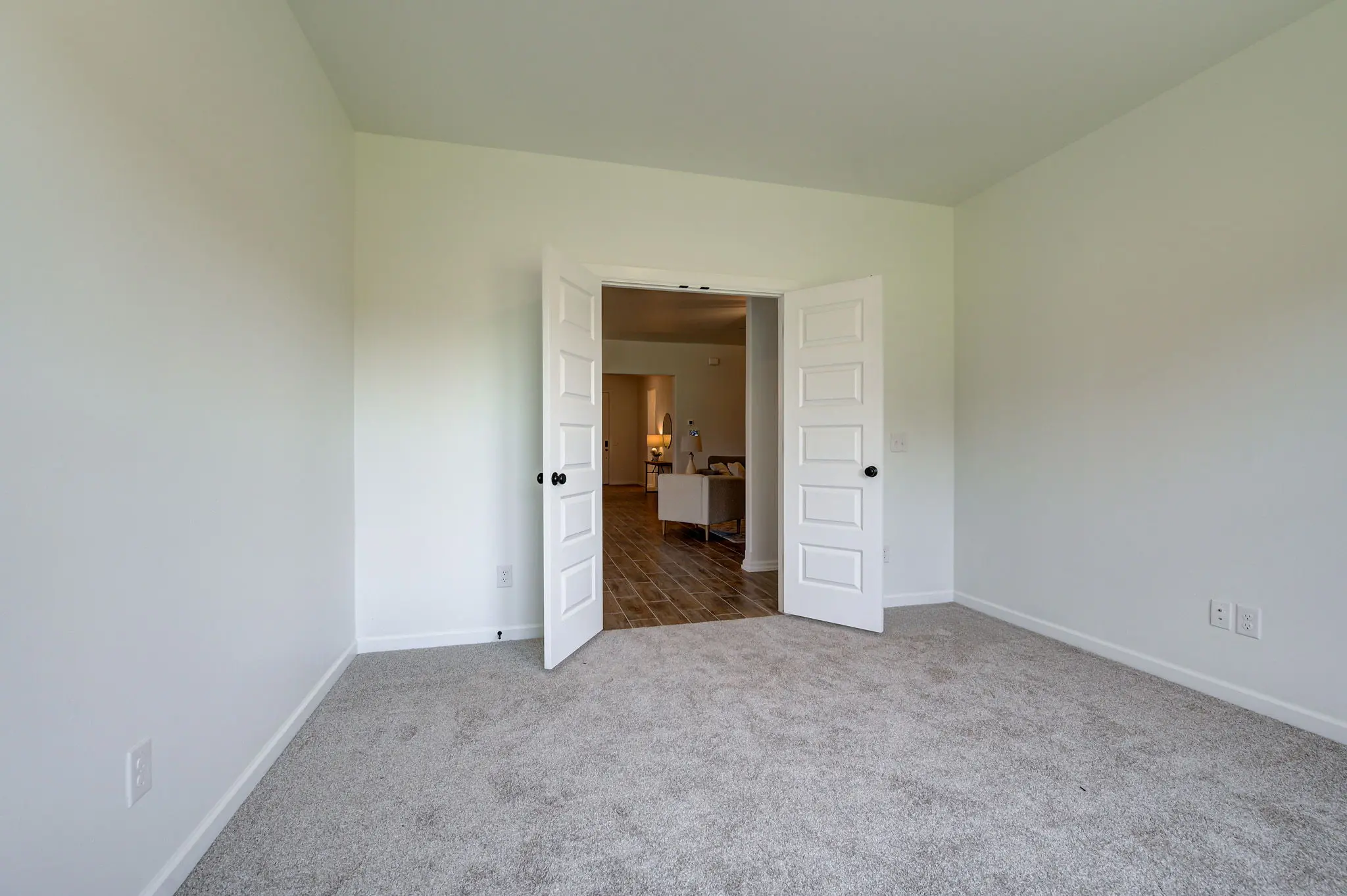 Example of staged Dover floor plan - Features and Finishes may vary based on product availability