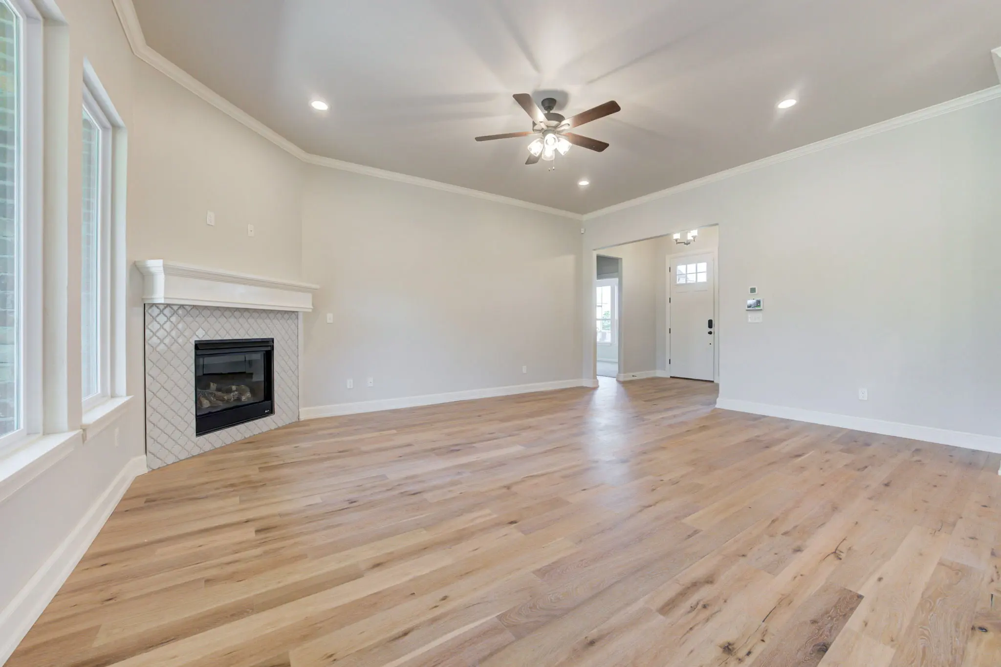 Chatham - Interior Photo 5