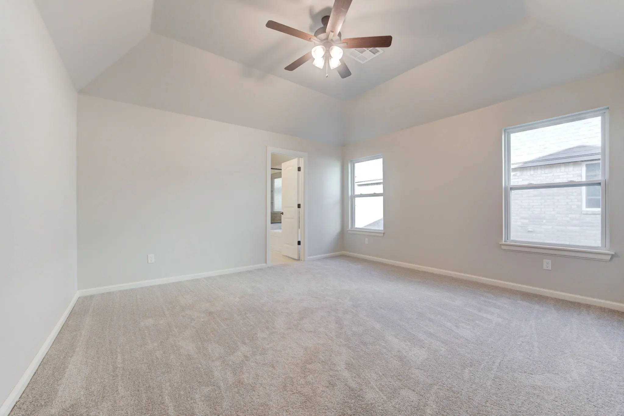 Chatham - Interior Photo 13