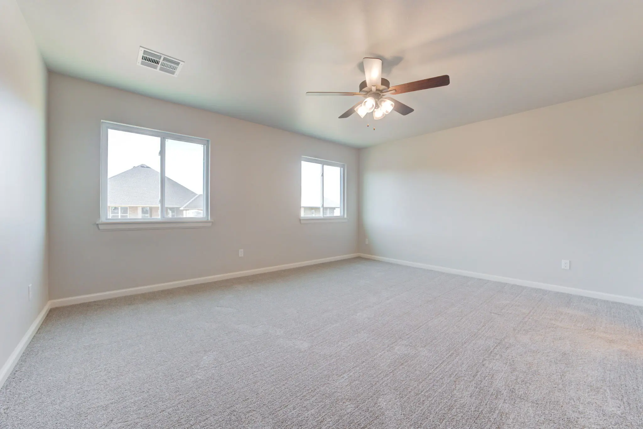 Chatham - Interior Photo 25