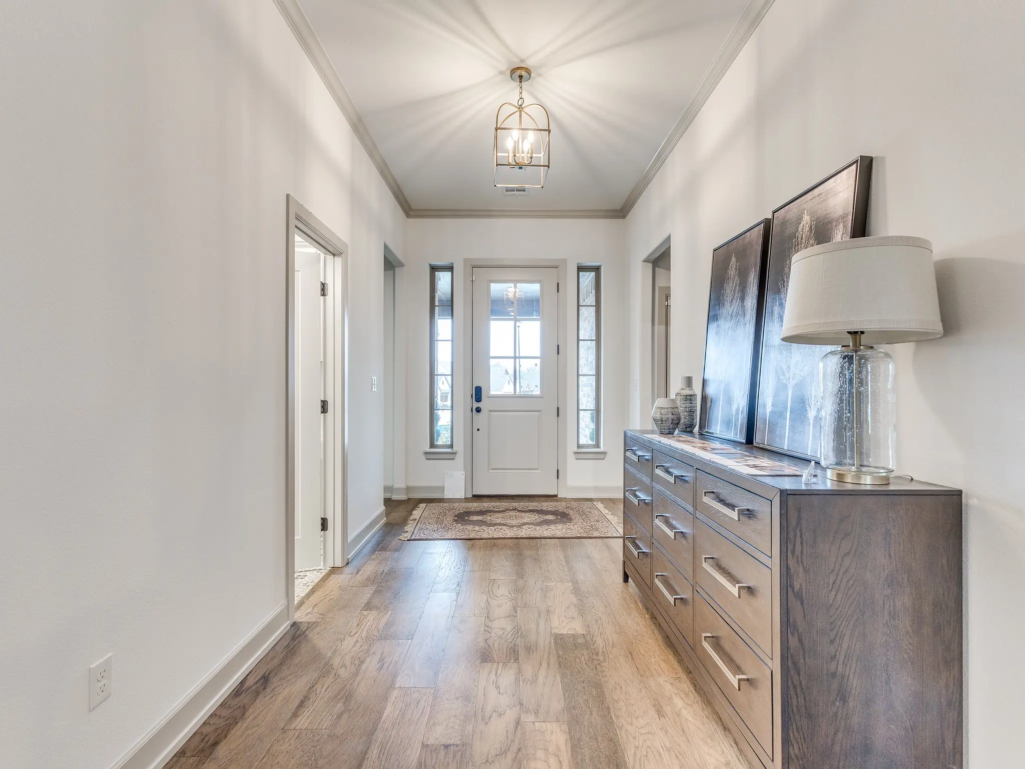 Example of Staged Charleston floor plan - Features and Finishes may vary based on product availability