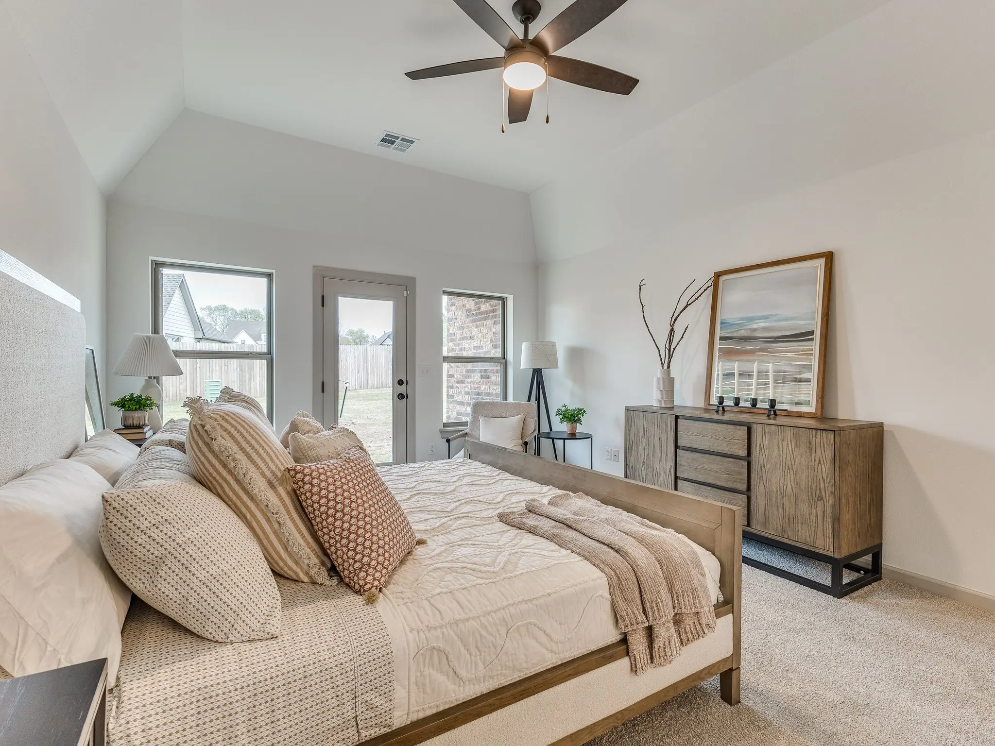 Example of Staged Charleston floor plan - Features and Finishes may vary based on product availability