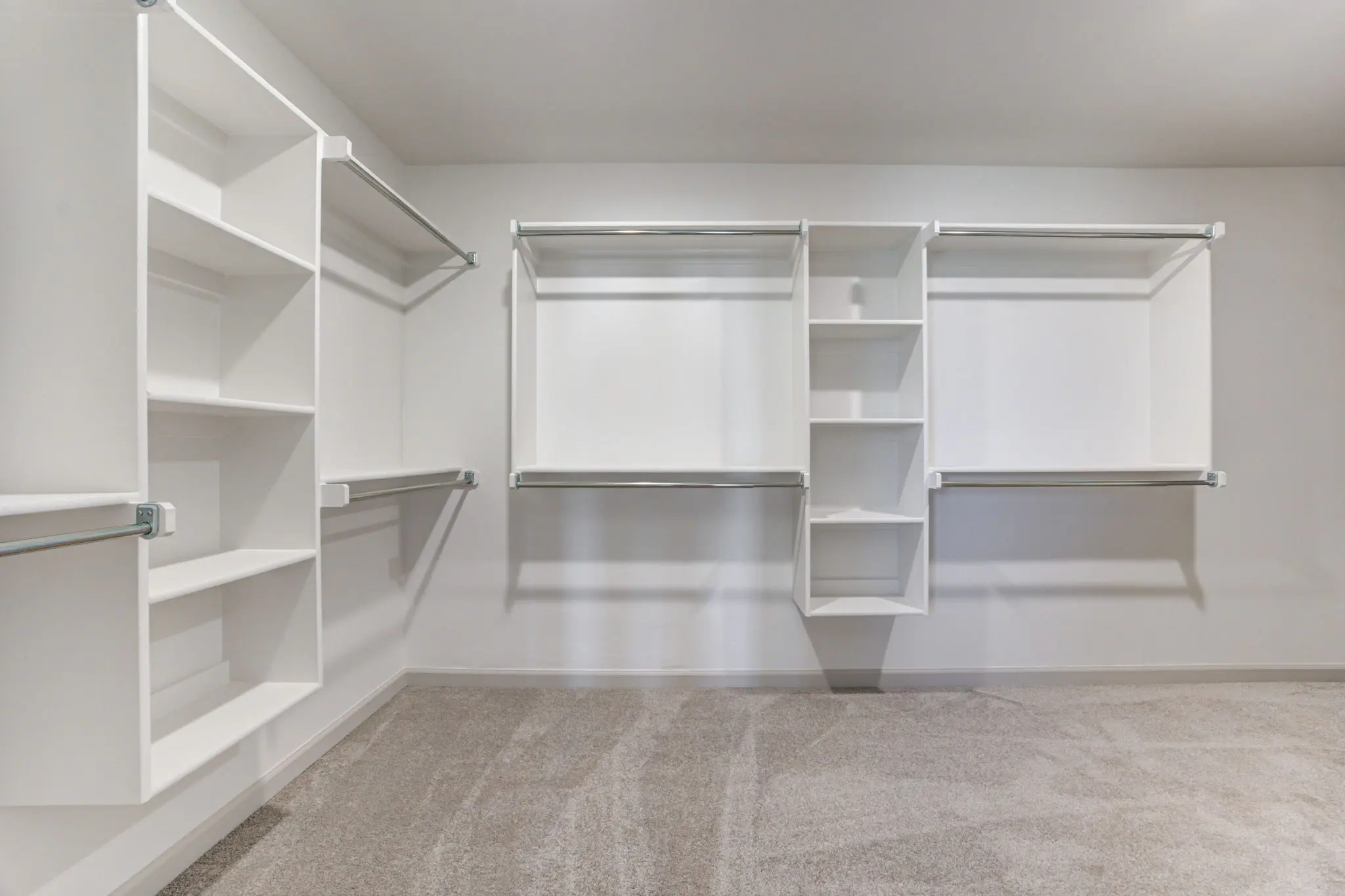 Charleston - Interior Photo 22