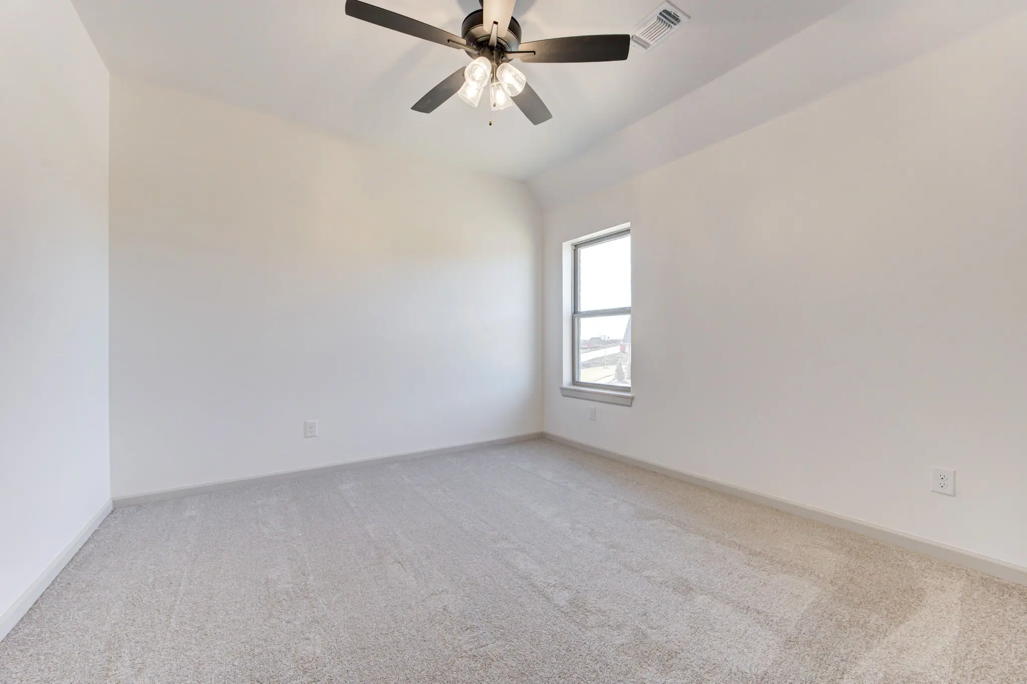 Charleston - Interior Photo 24